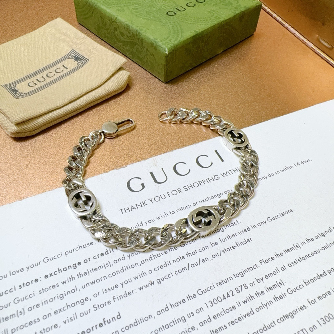 Gucci flat chain bracelet