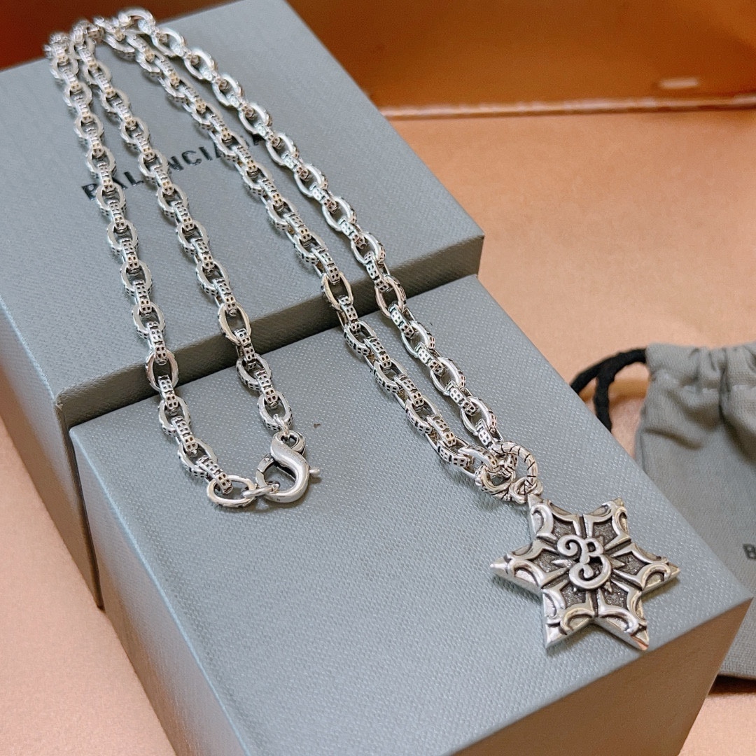 Balenciaga Hexagonal Star Chain Vintage Necklace