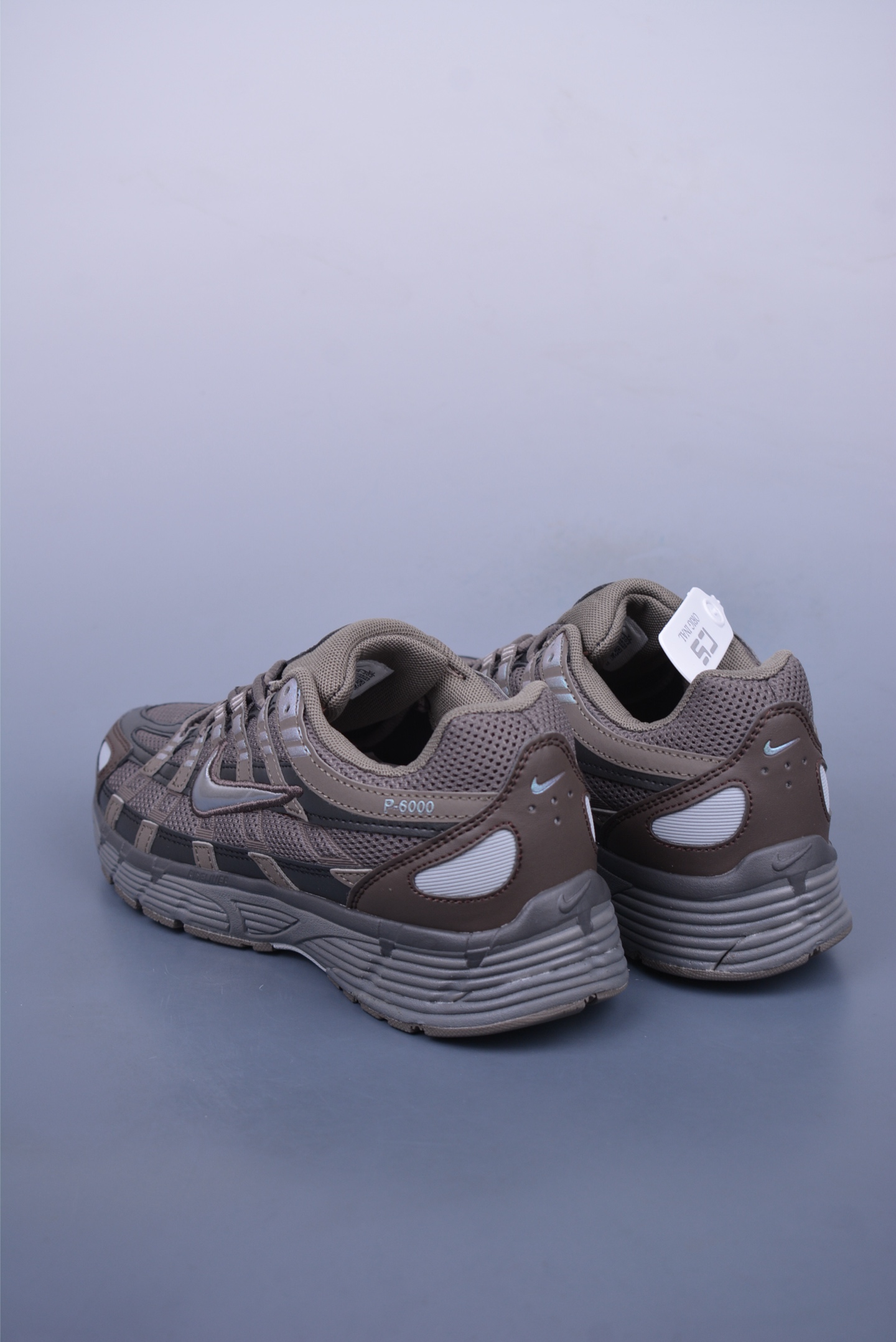 Nike P-6000 Premium Running Shoes Gold Gray Brown CD6404-202