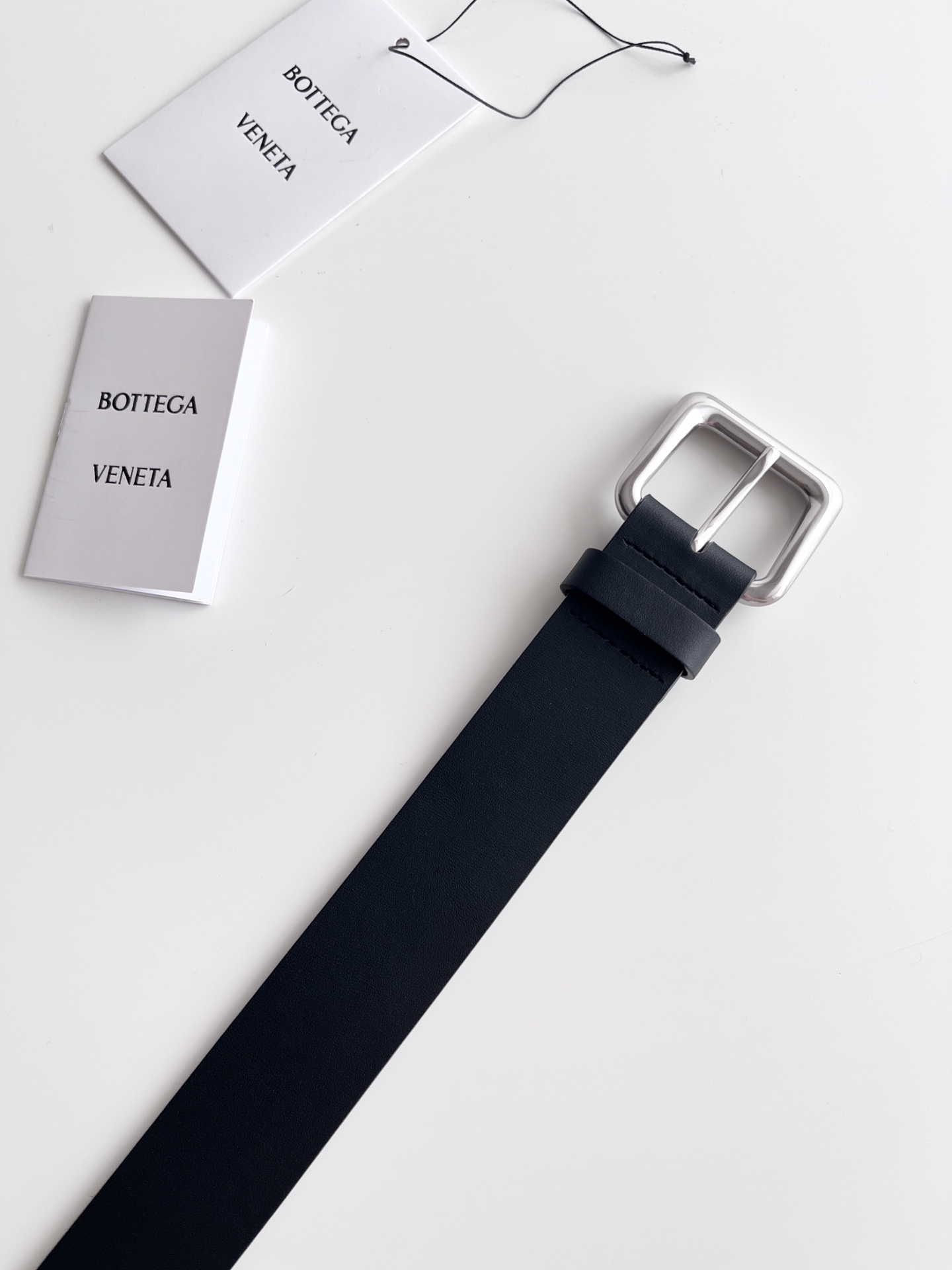 Bottega Veneta vintage pin buckle cowhide double-sided belt 3.5cm wide