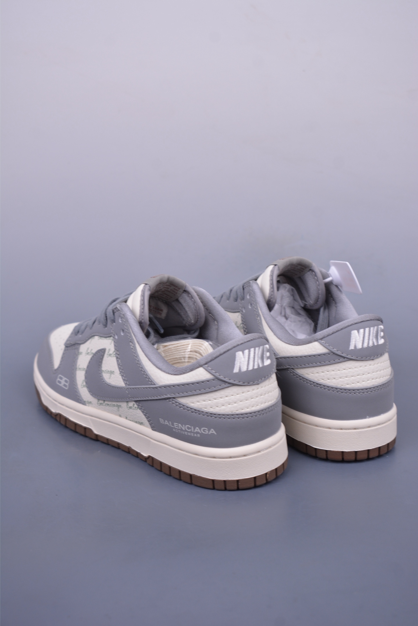Balenciaga x Nike SB Dunk Low sneakers Gray and White Print XD1588-205