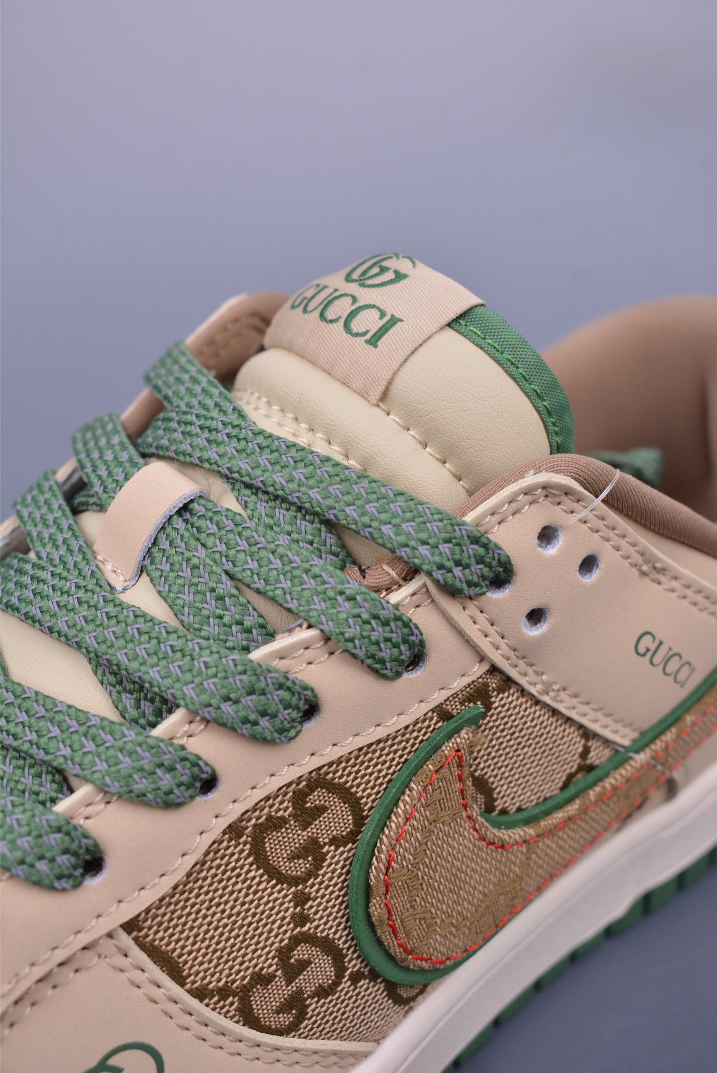 Gucci x Nike SB Dunk Low sneakers Brown and Green Print XD1588-208