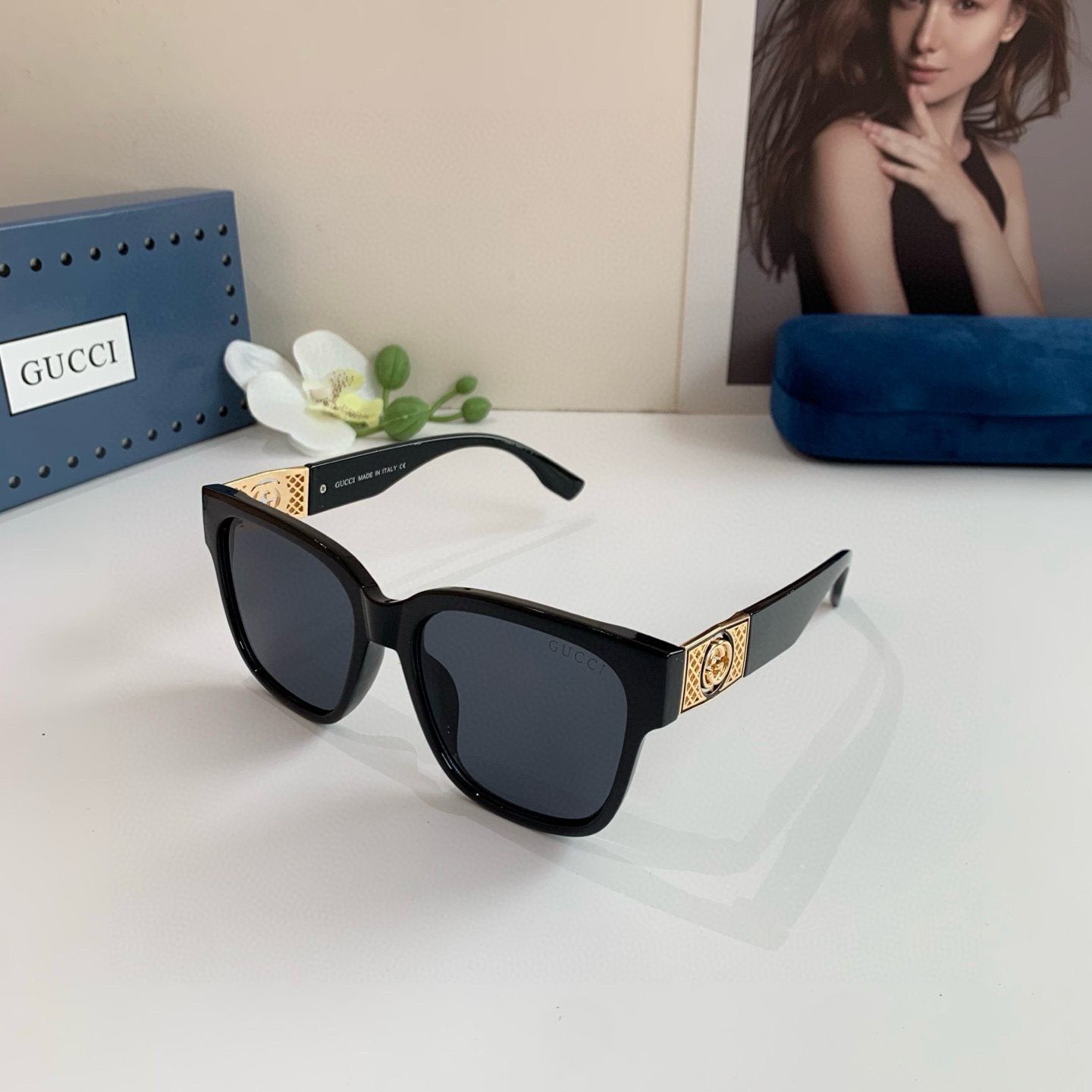 Gucci Round Frame Sunglasses
