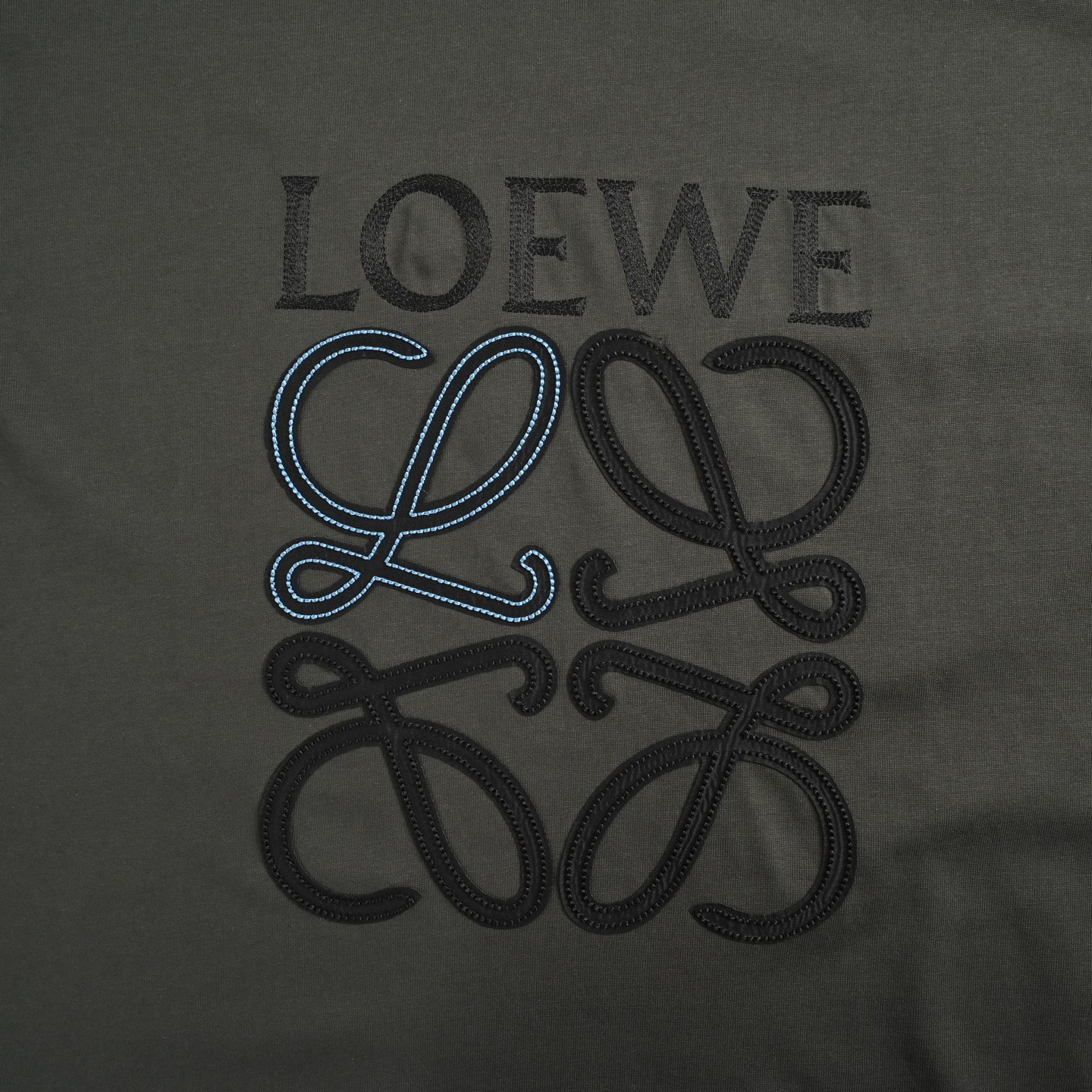Loewe 25ss hollow embroidered four-leaf clover short sleeve
