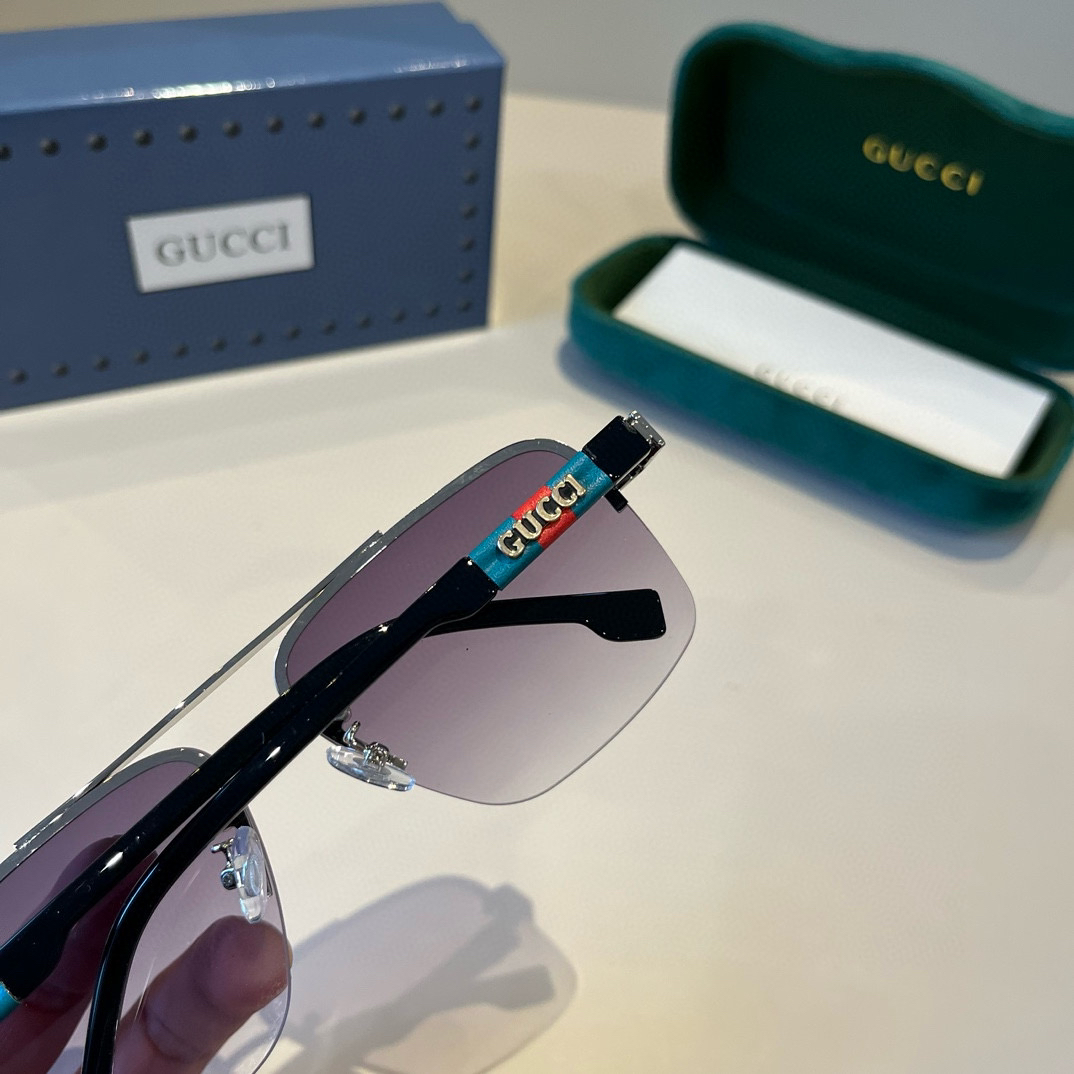 Gucci Square Frame Sunglasses