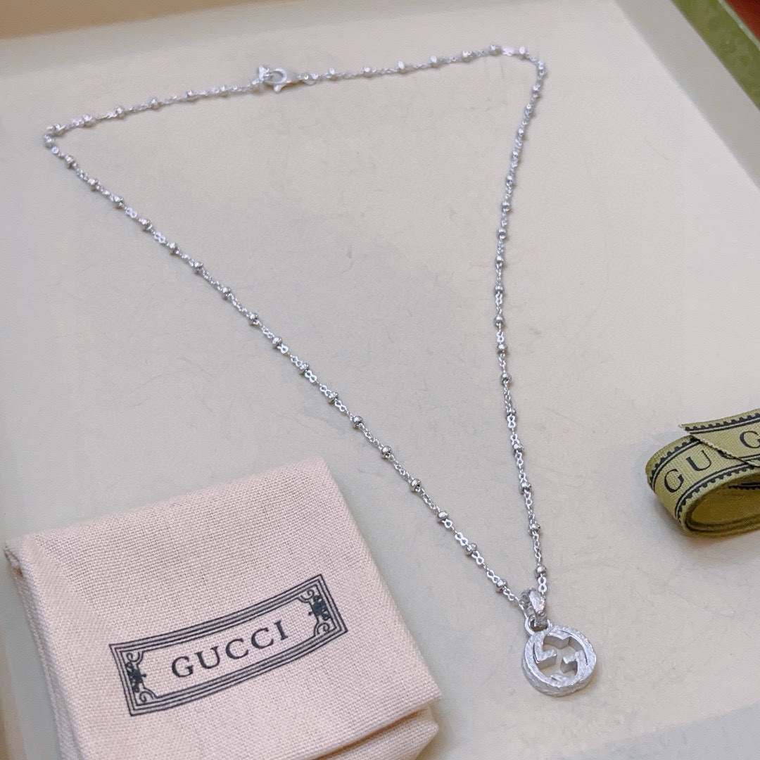 Gucci Anger Forest series new GG necklace