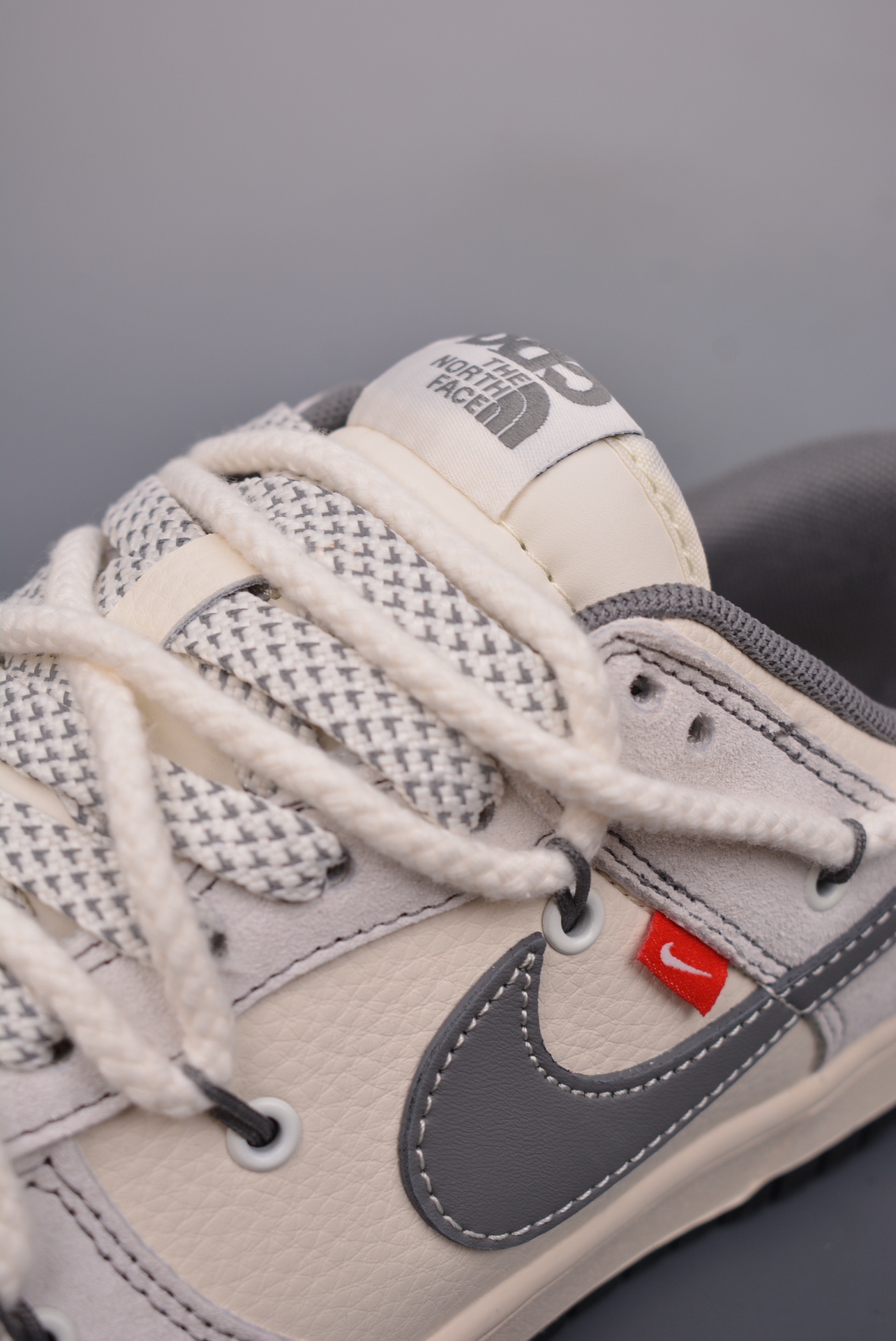 The North Face x Nike SB Dunk Low Year of the Snake off-white light gray DM6868-007