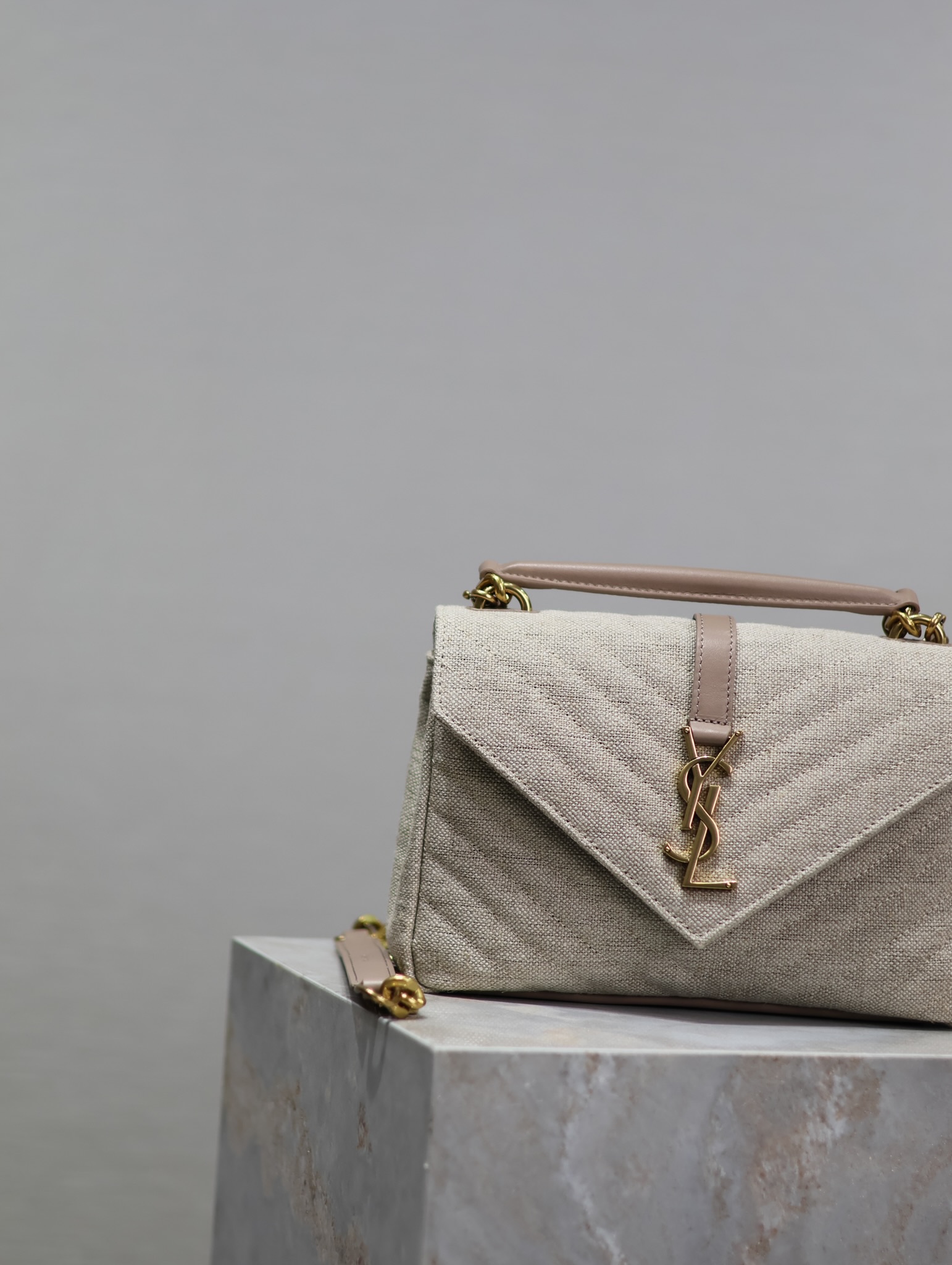Yves Saint Laurent Monogram college messenger bag 392737