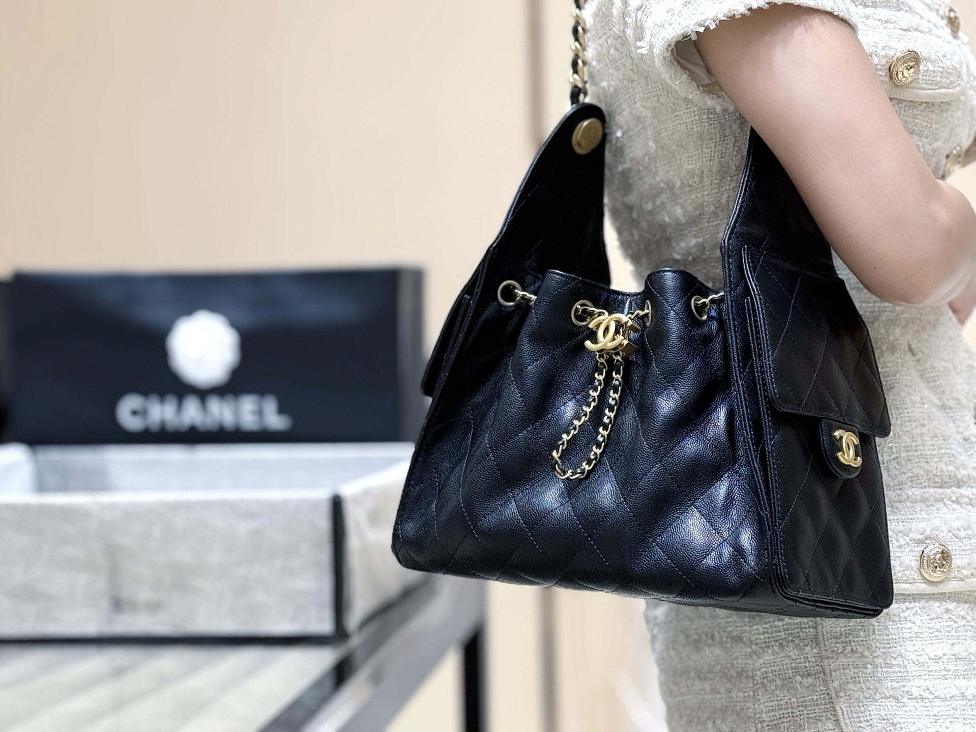 Chanel 25s Spring/Summer Collection Handbag AS5293 00158