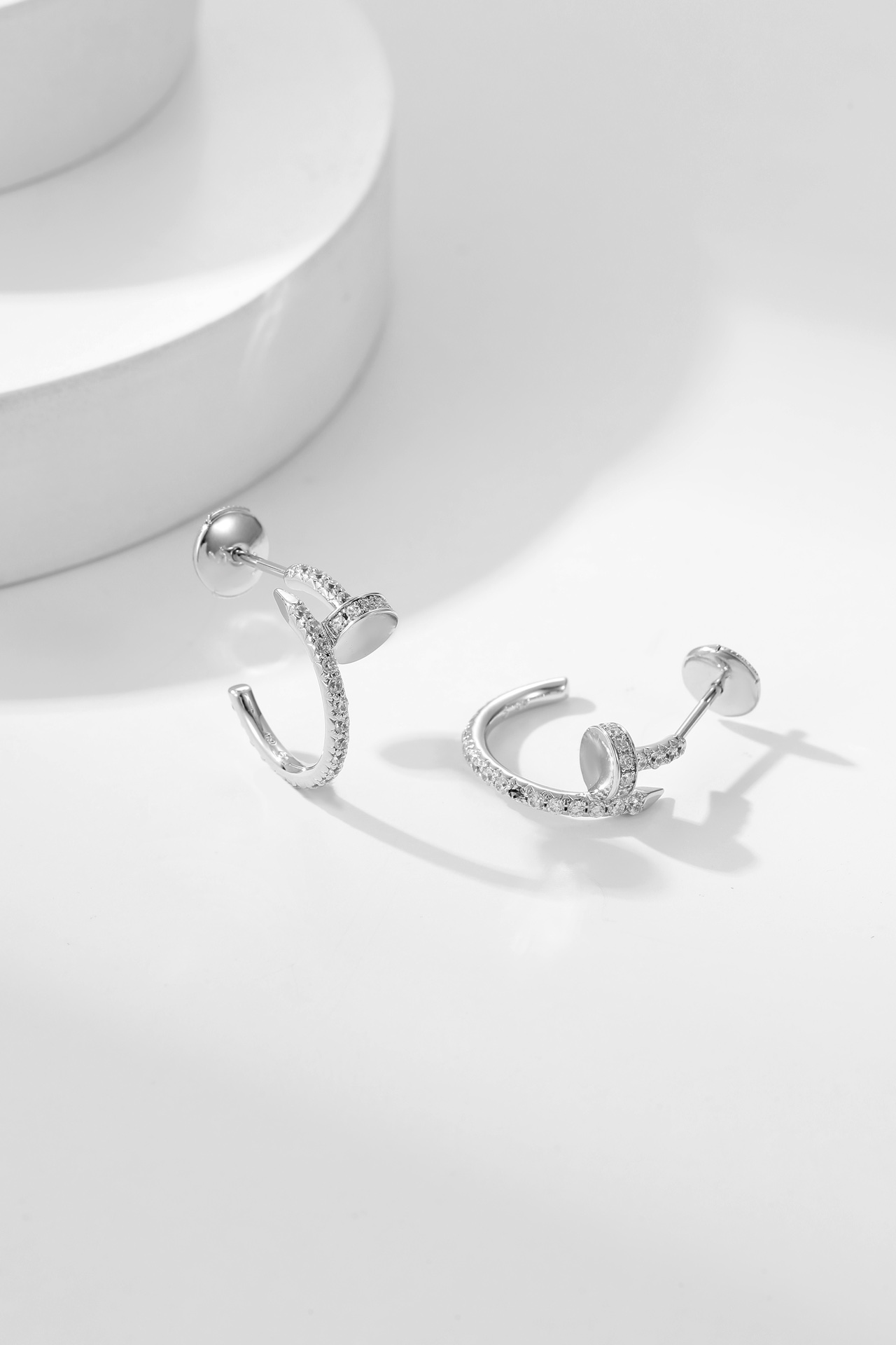 Cartier nail diamond earrings