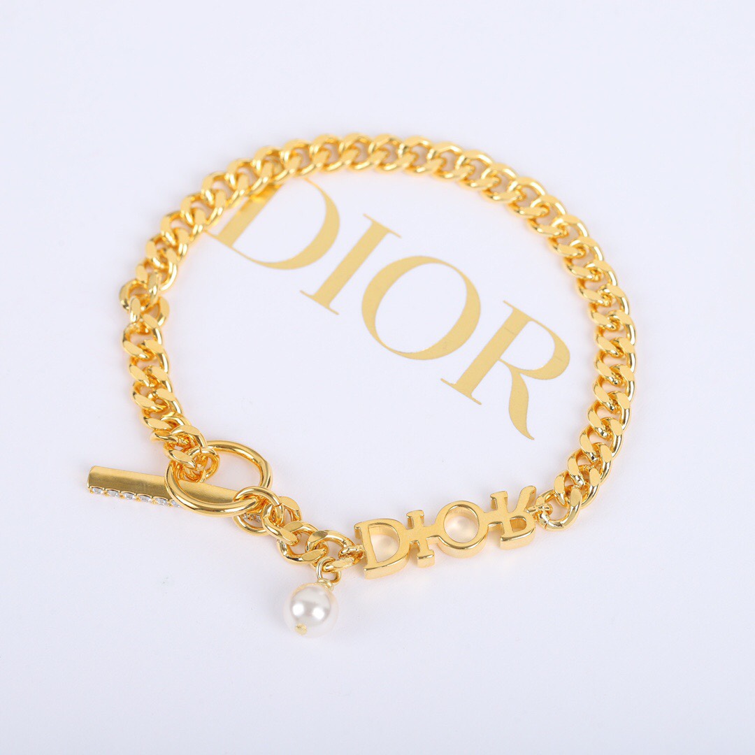 Dior font diamond bracelet