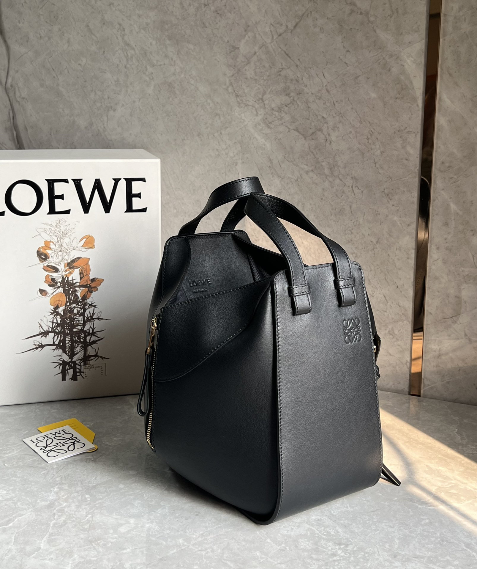 Loewe Hammo bag 0216