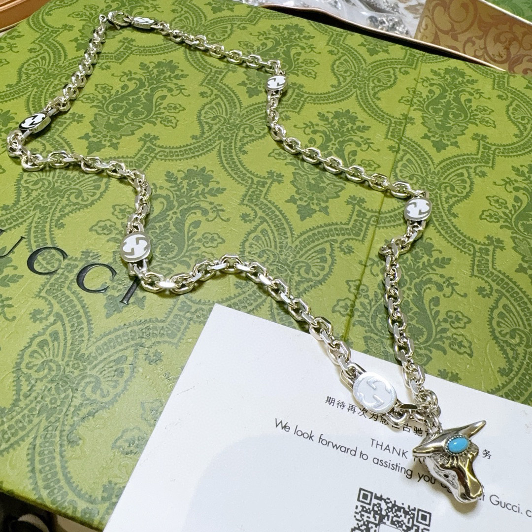 Gucci Anger Forest series new double G bull head necklace