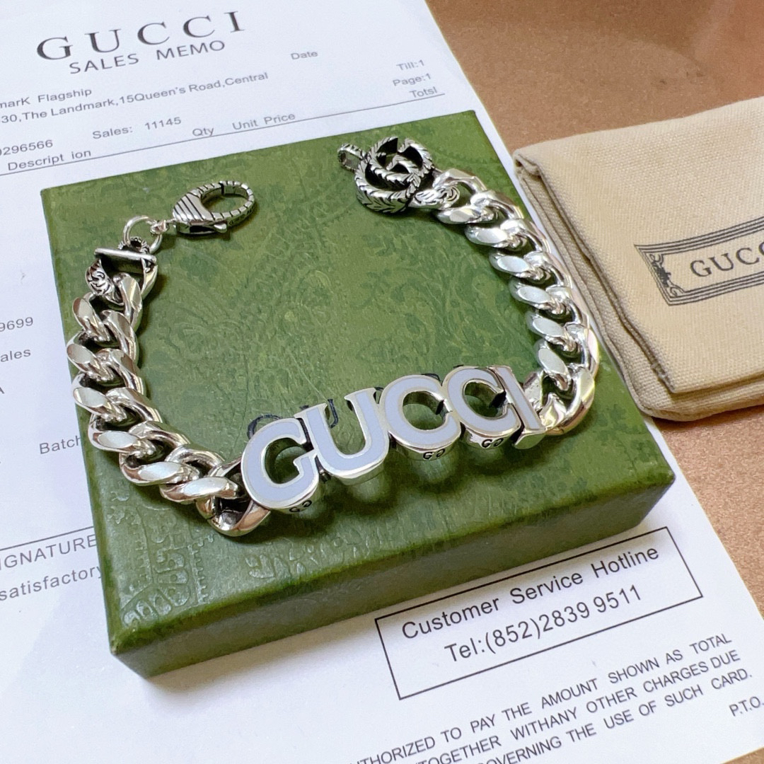 Gucci Font Flat Chain Bracelet