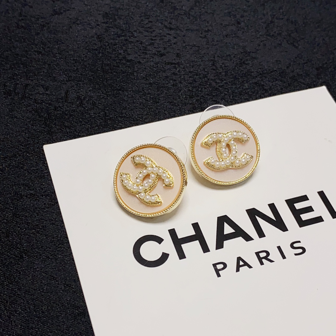 Chanel Apricot and black pearl earrings