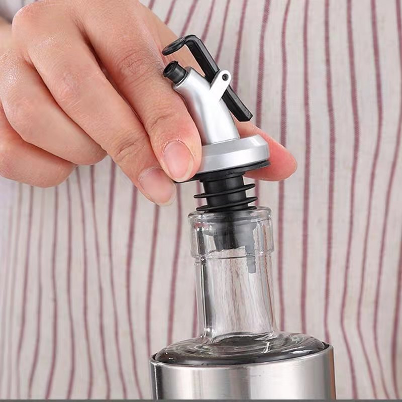 (🔥Early Christmas Sale- SAVE 48% OFF) 4PCS/SET Press-Type Oil Nozzle-BUY 3 GET 2 FREE & FREE SHIPPING