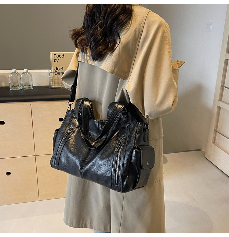 🌲Early Christmas Sale 49% OFF🌲Women's Punk Style Studded Decor Tote Bag
