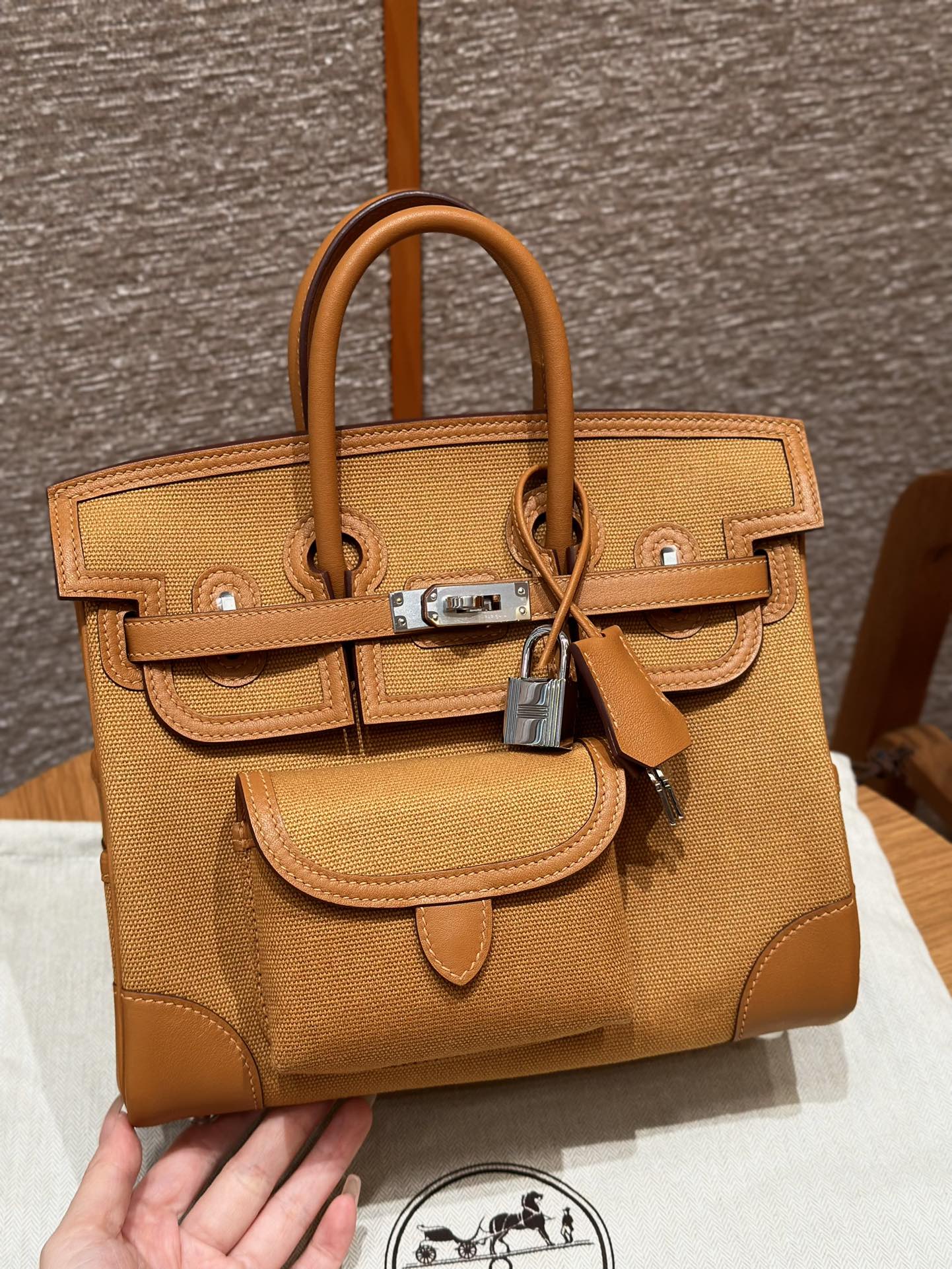 Hermes Birkin cargo 2SSesame (handmade to order)