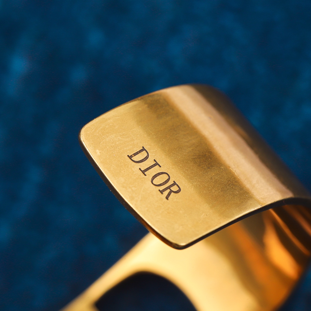 Dior Letter Open Bracelet