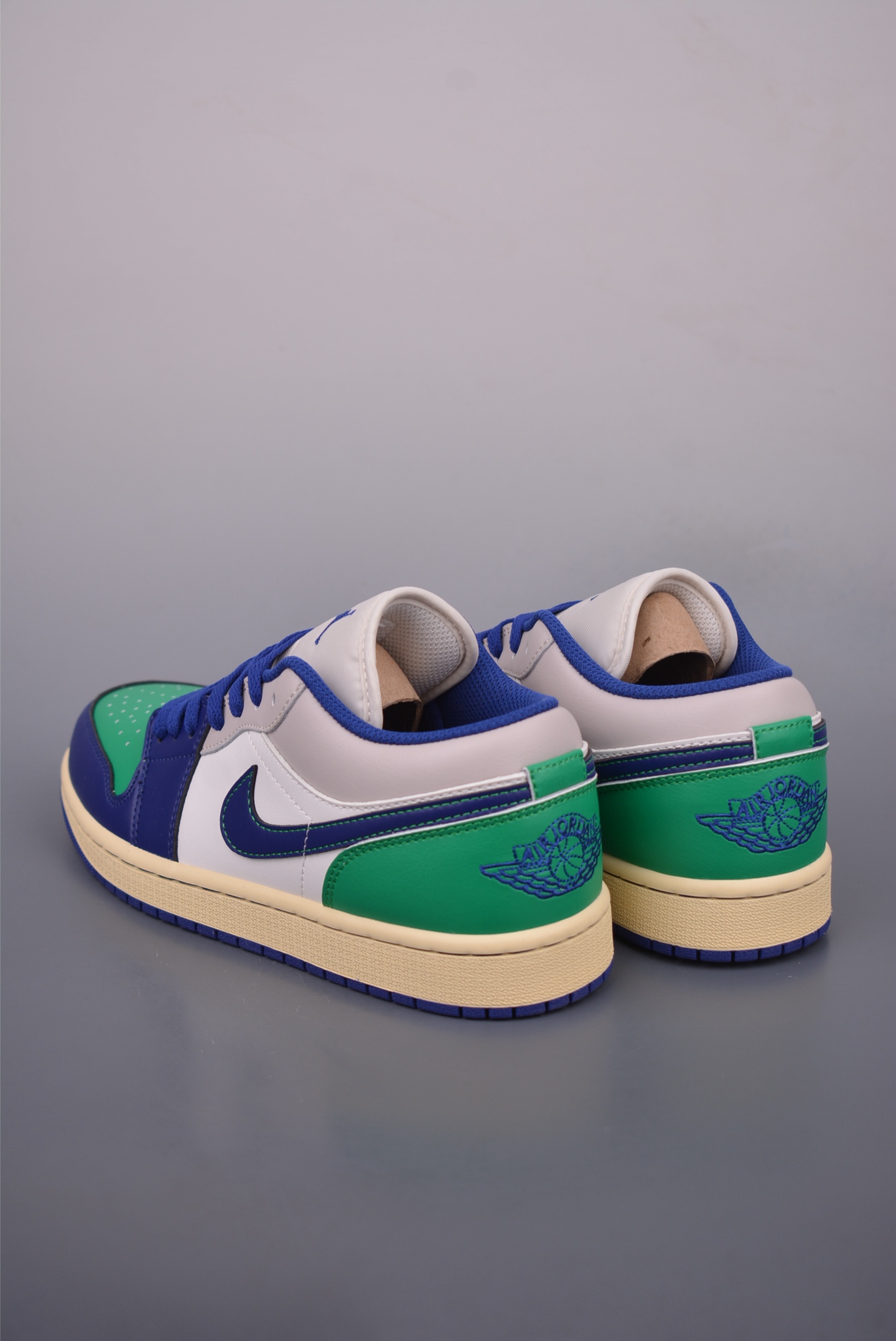 Nike Air Jordan 1 Low 