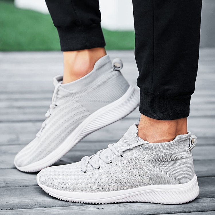 Men's Flying Woven Lace-Up Sneakers