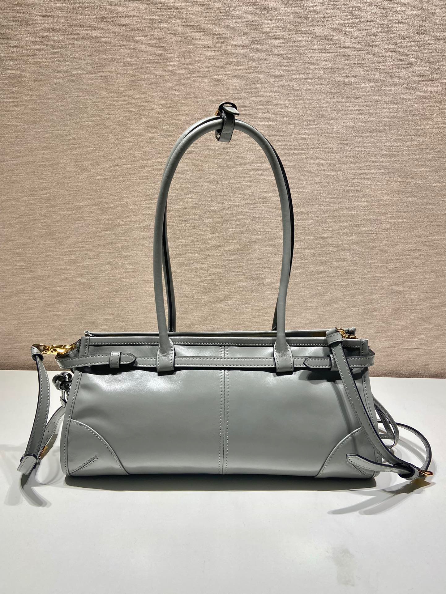 Prada lussolf waxed leather handbag 1BA426