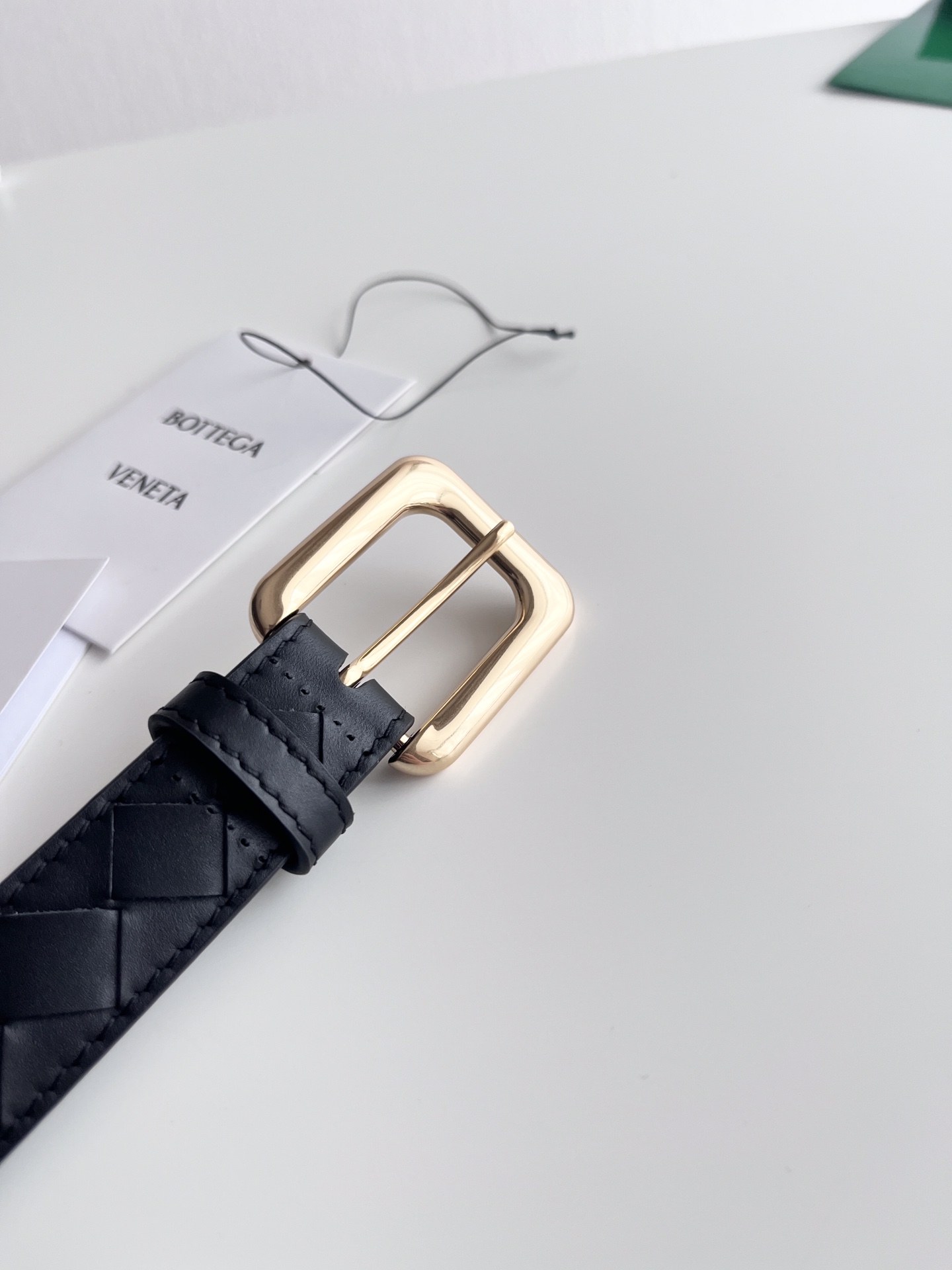 Bottega Veneta intreccio woven cowhide double-sided waistband with a width of 2.0cm