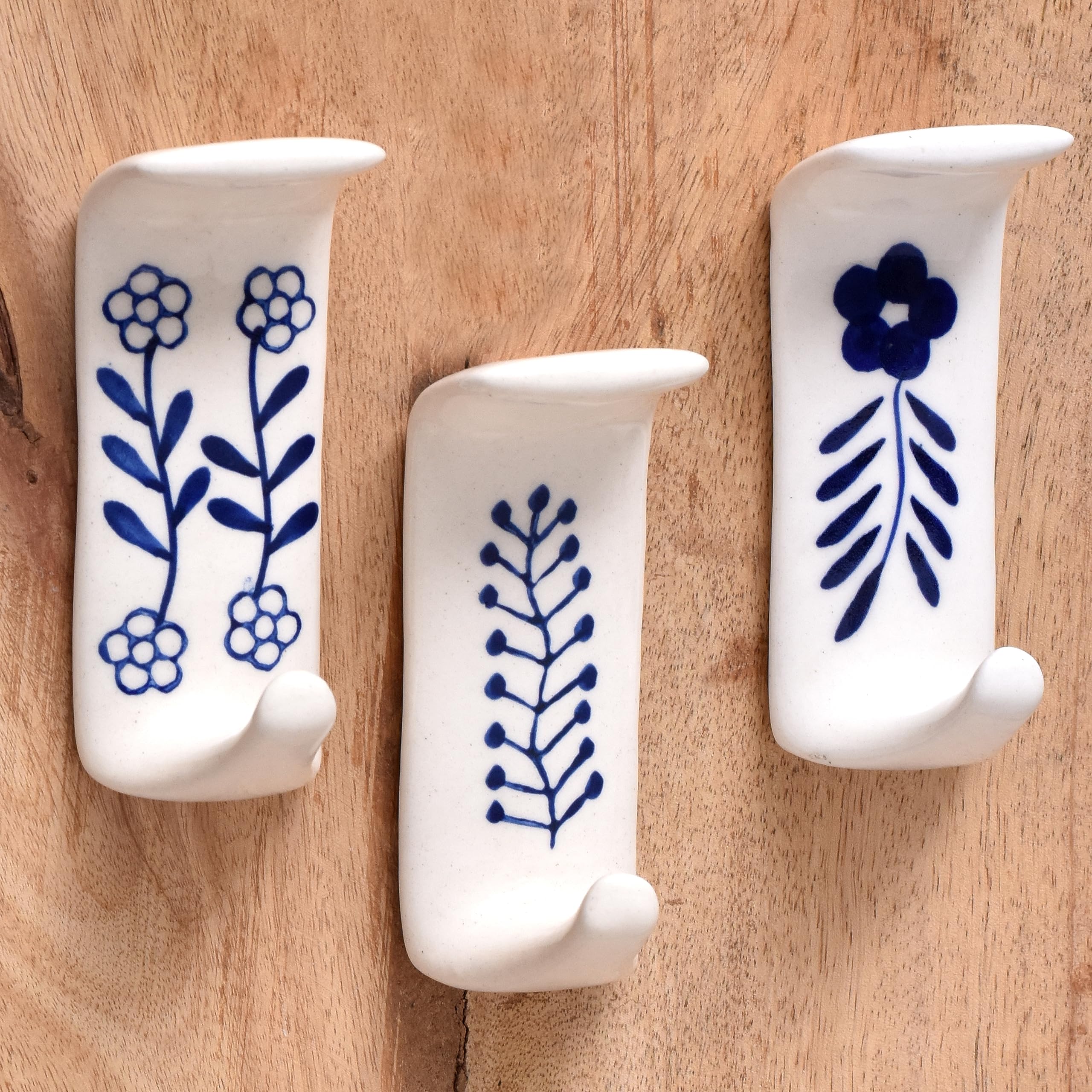 🔥Last Day 49% OFF🔥3 Pcs Handmade Premium Ceramic Boho Adhesive Wall Hooks