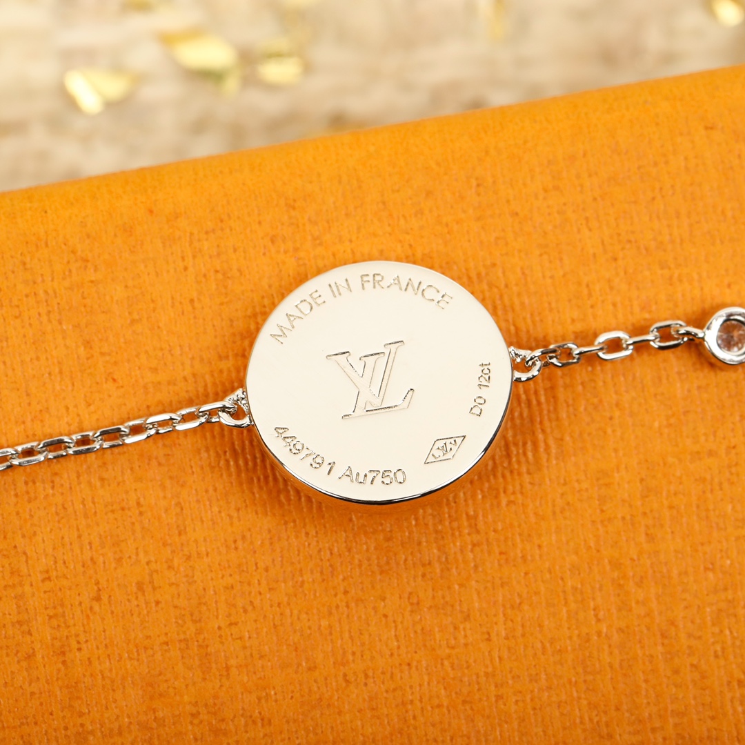 Louis Vuitton Four Flower Bracelet