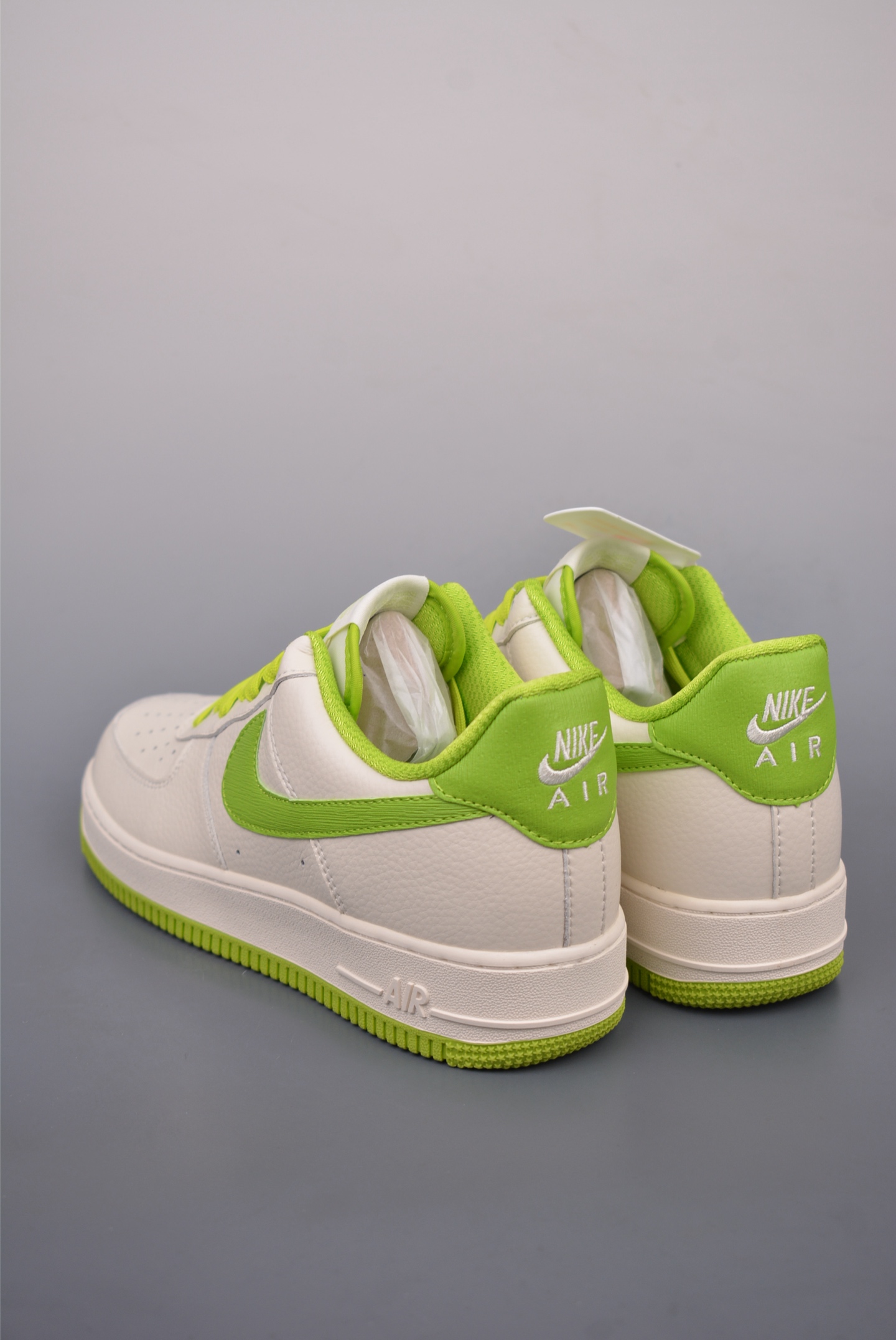 Nike By You Air Force 1'07 Low Retro SP Leather Off-White Green PR0026-312