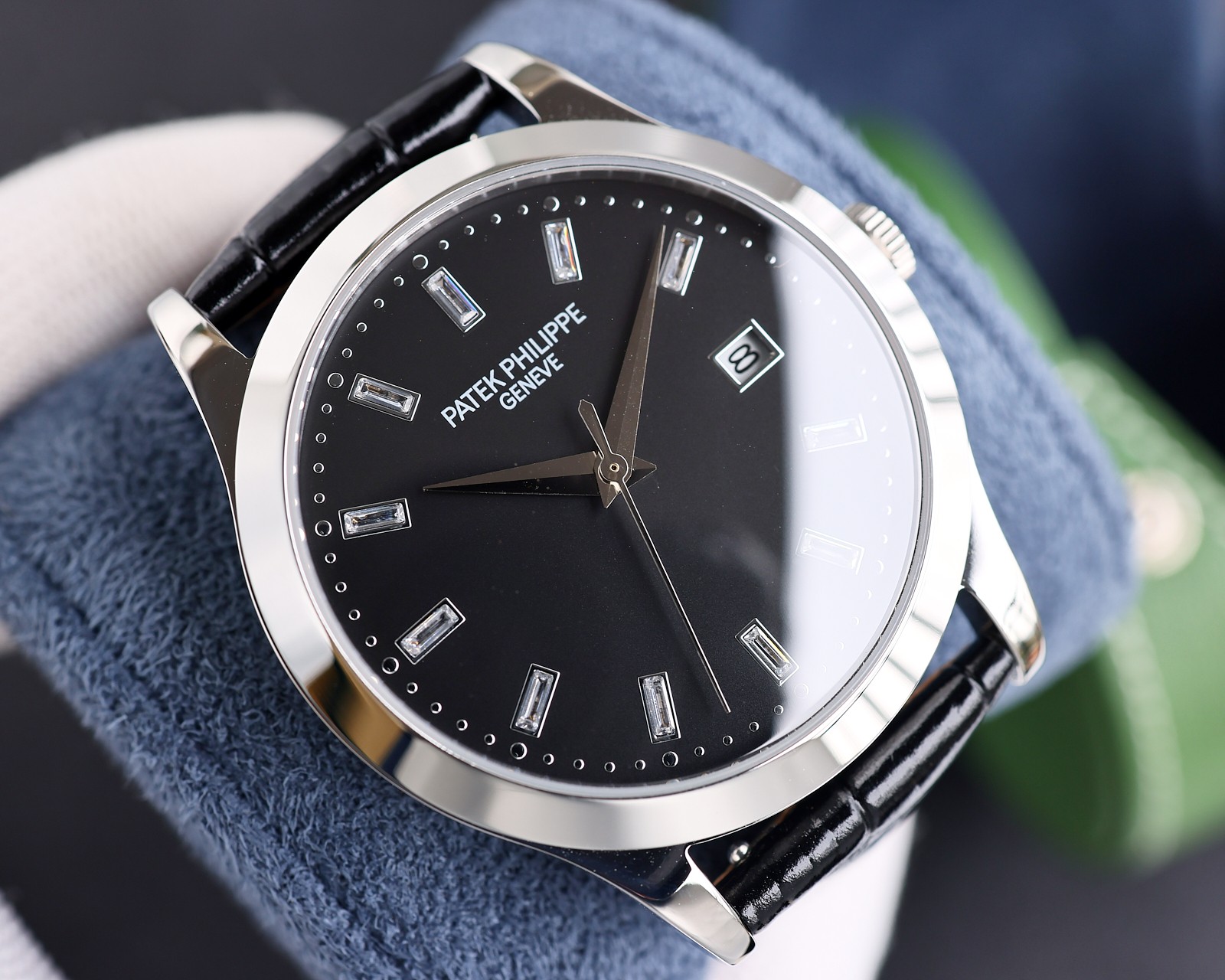 Patek Philippe TW Classic Series 5296