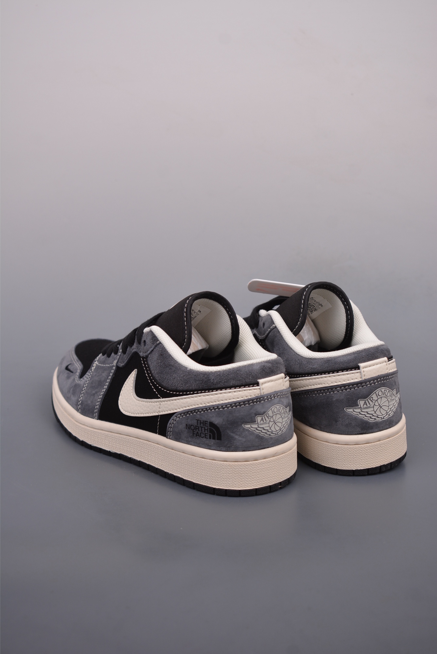 The North Face x Nike Air Jordan 1 Low OG Grey Black XX3318-510