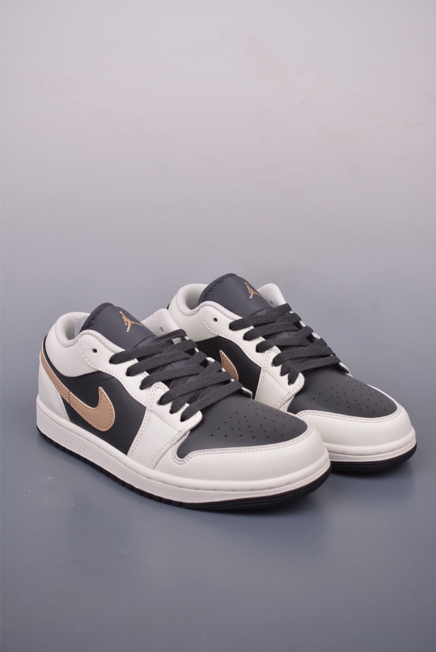 Air Jordan 1 Low AJ1 Sneakers Black White Brown IH0649-021