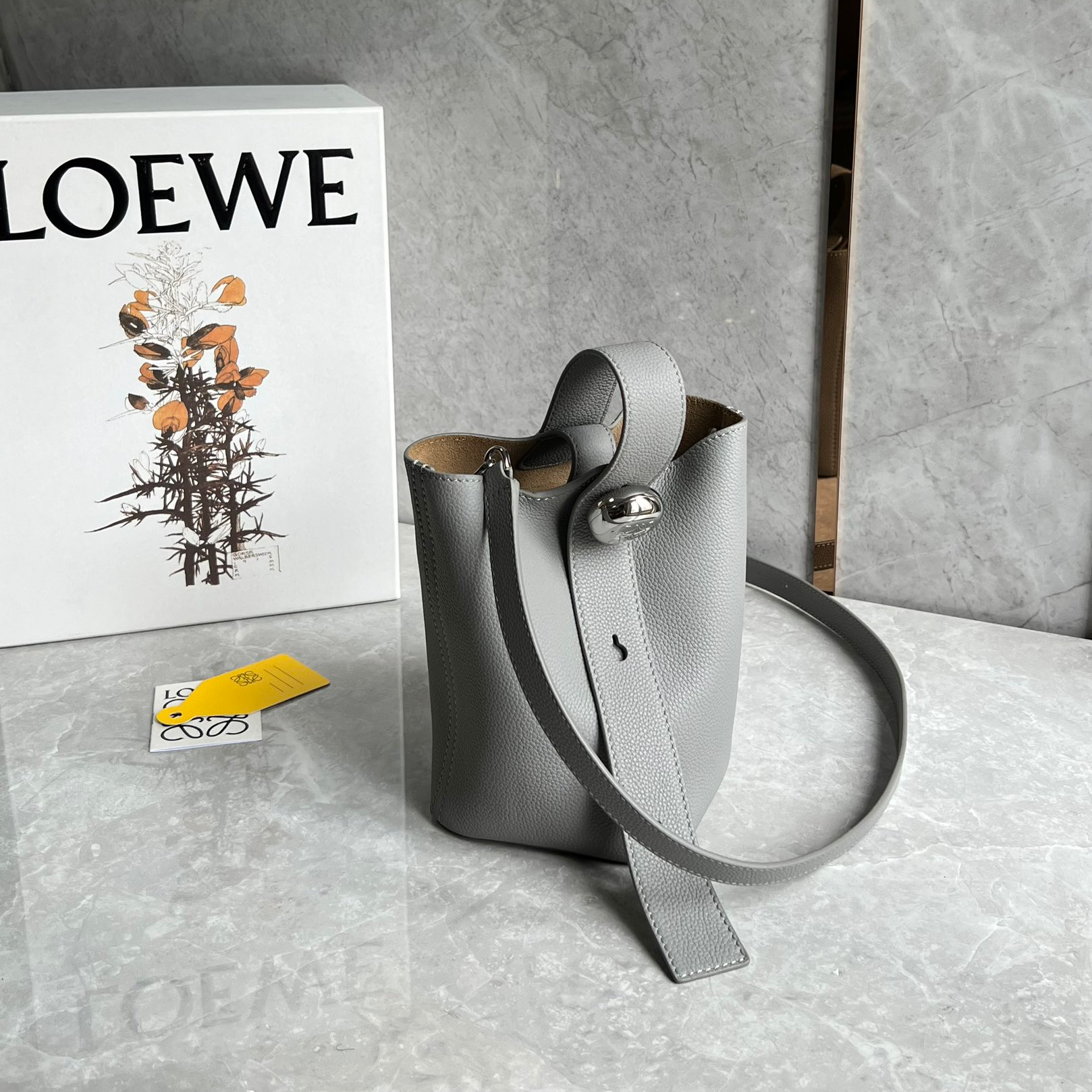 Loewe Pebble mini bucket bag 0705