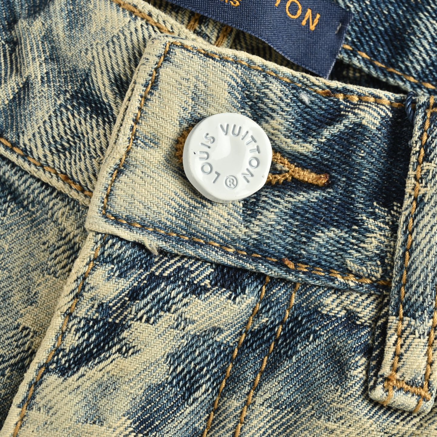 Louis Vuitton 25ss Paisley Heavy Tie-Dye Denim Shorts