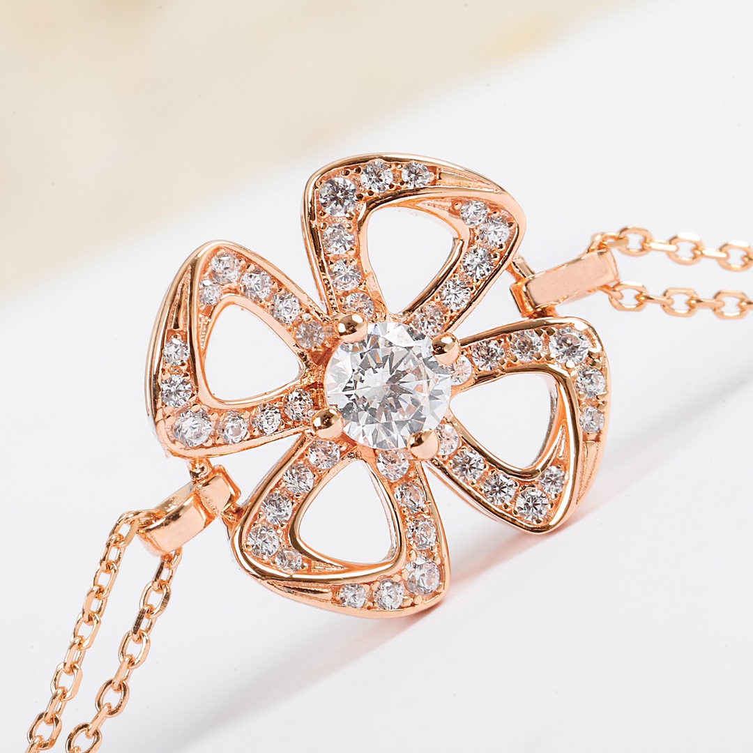 Bulgari diamond petal bracelet