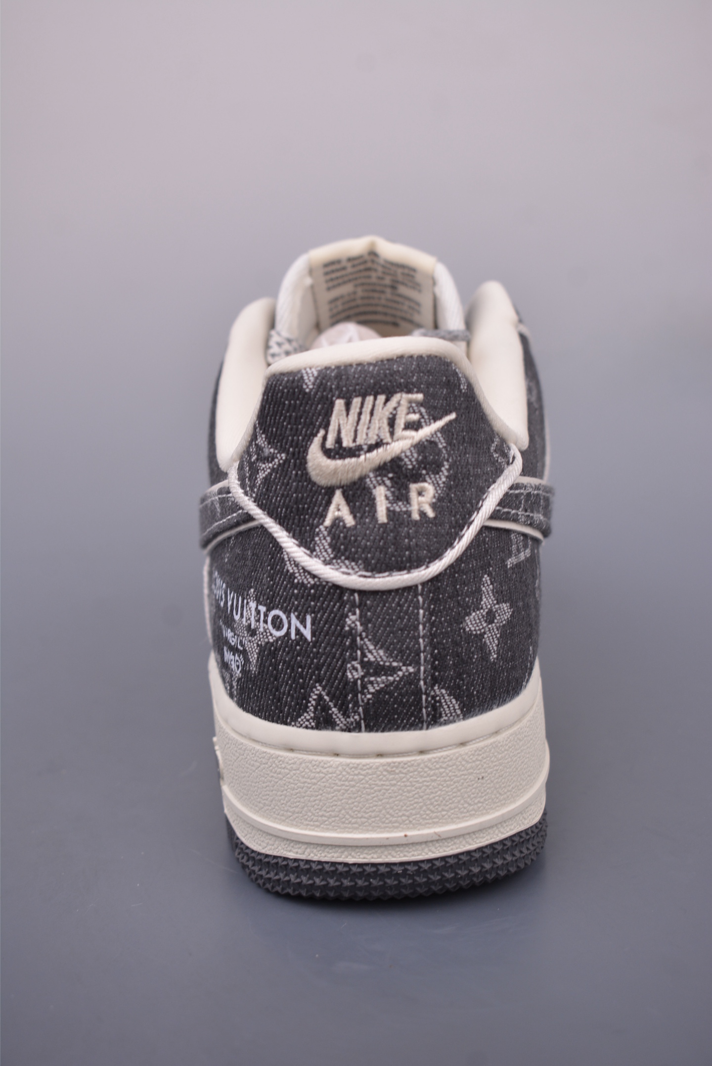 Louis Vuitton x Nike Air Force 1 07 LV8 Low Sneakers Denim Grey Denim Print SC9207-530