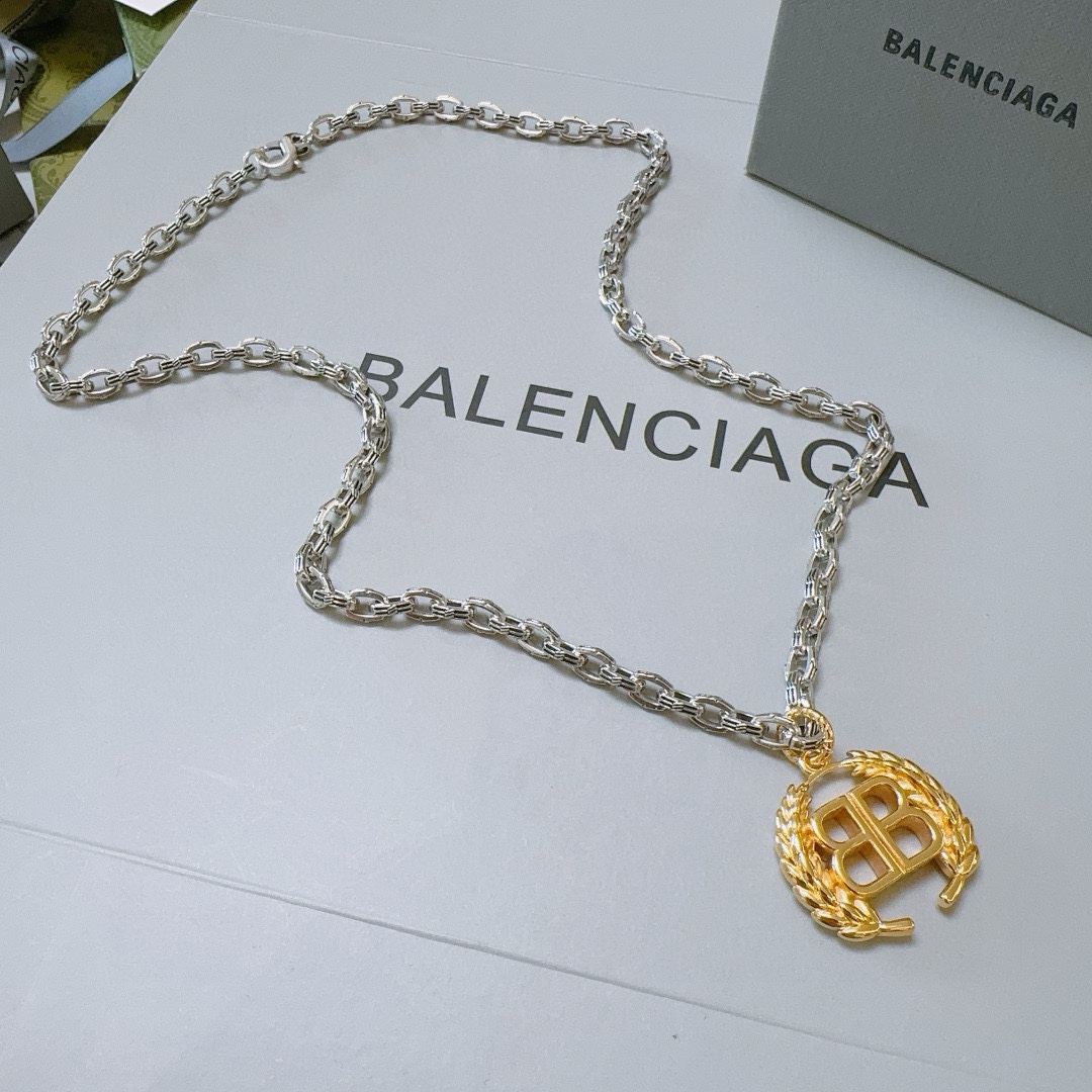 Balenciaga BB chain necklace