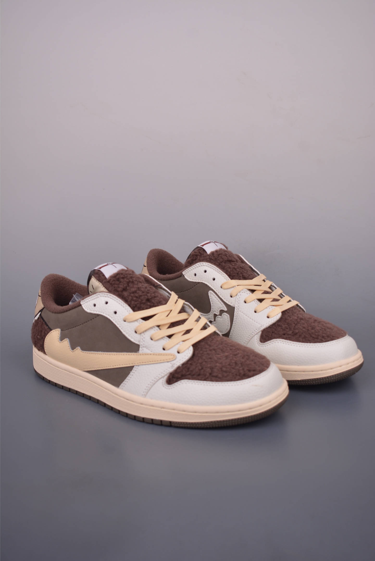 Labubu x Travis Scott x Air Jordan 1 Low Swoosh Collaboration Sneakers DM7866-717