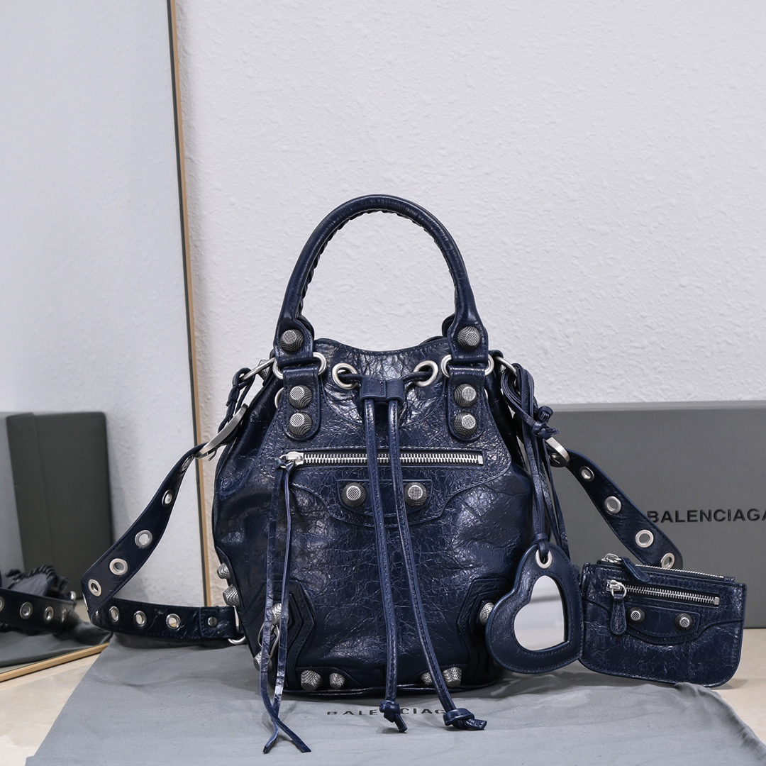 Balenciaga Le Cagole Bucket Bag