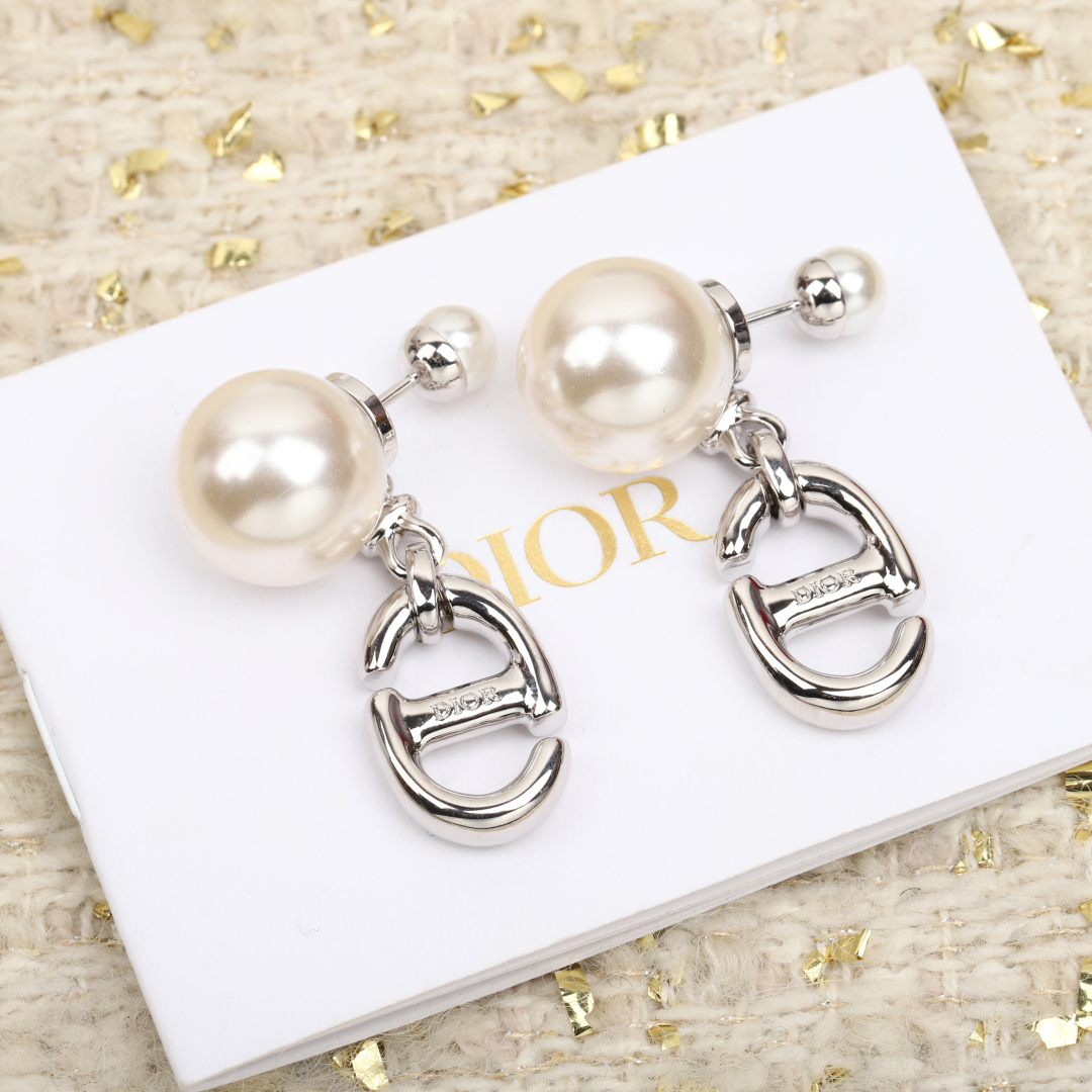 Dior Pearl Drop CD Earrings