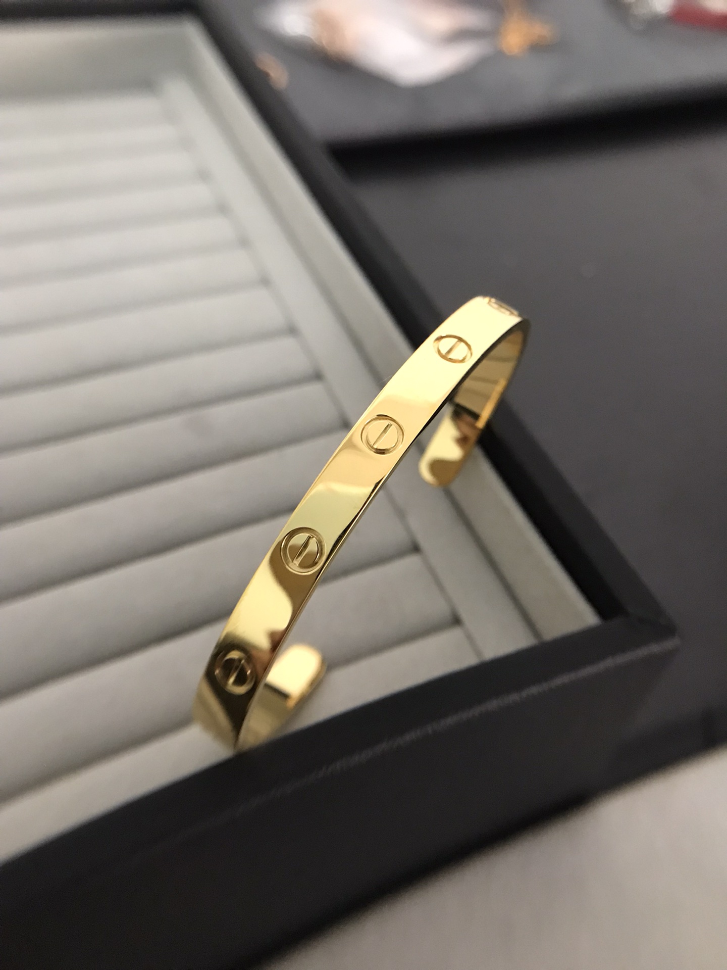 Cartier love series C-shaped bracelet