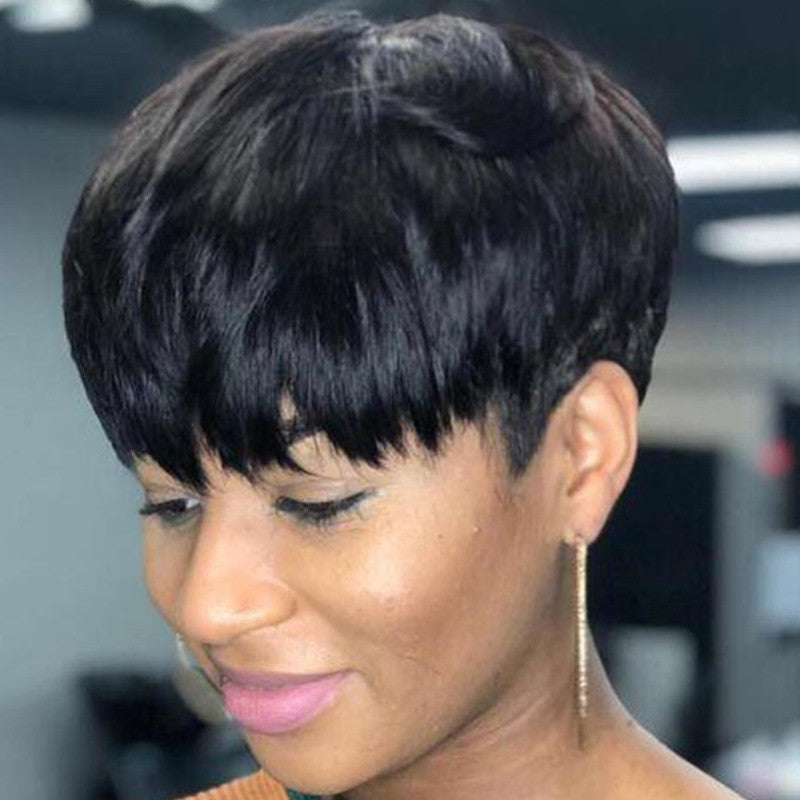 Luna 032 Women Short Straight Layered Wig with Bangs