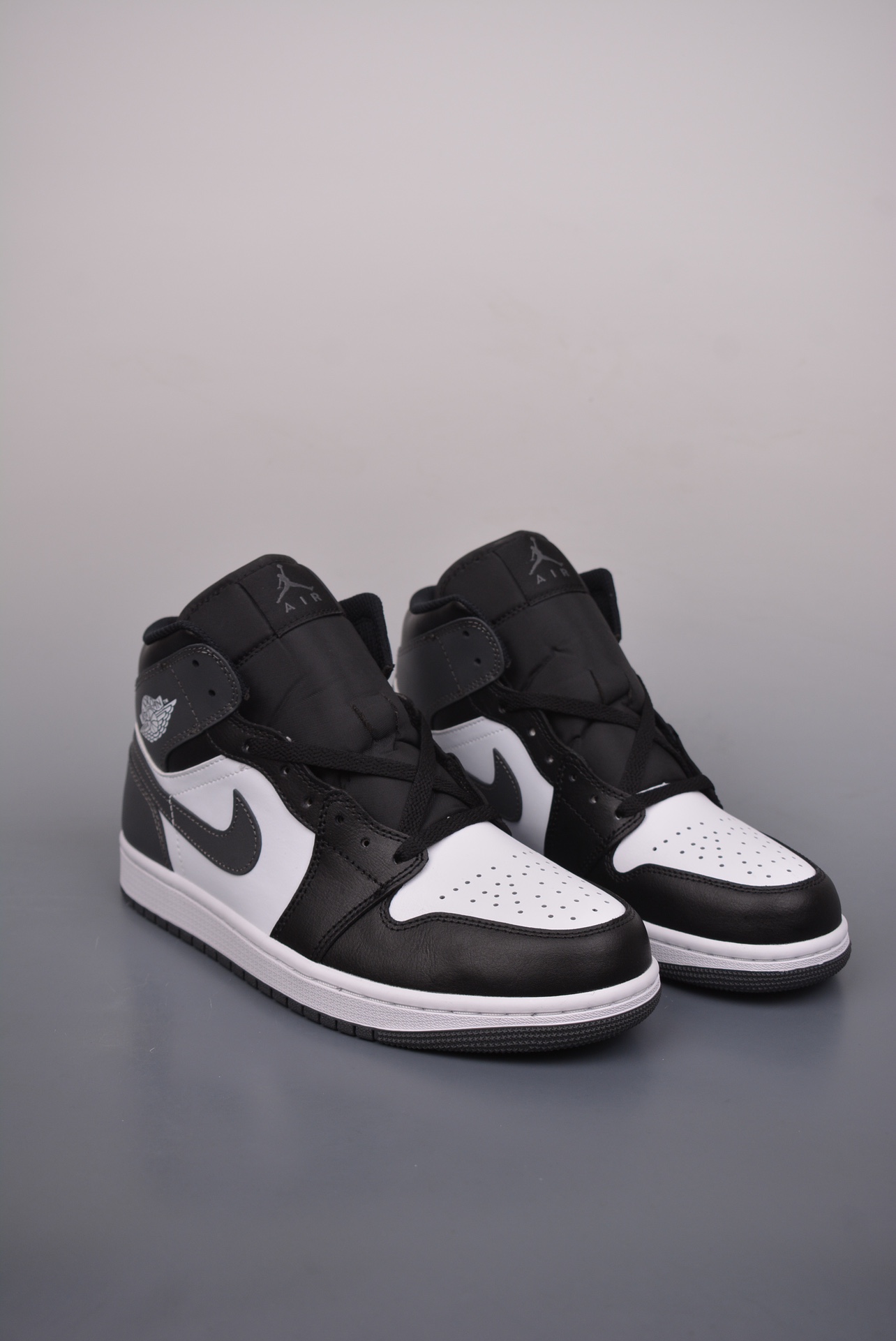 Air Jordan 1 Mid Black Grey  DQ8426-001