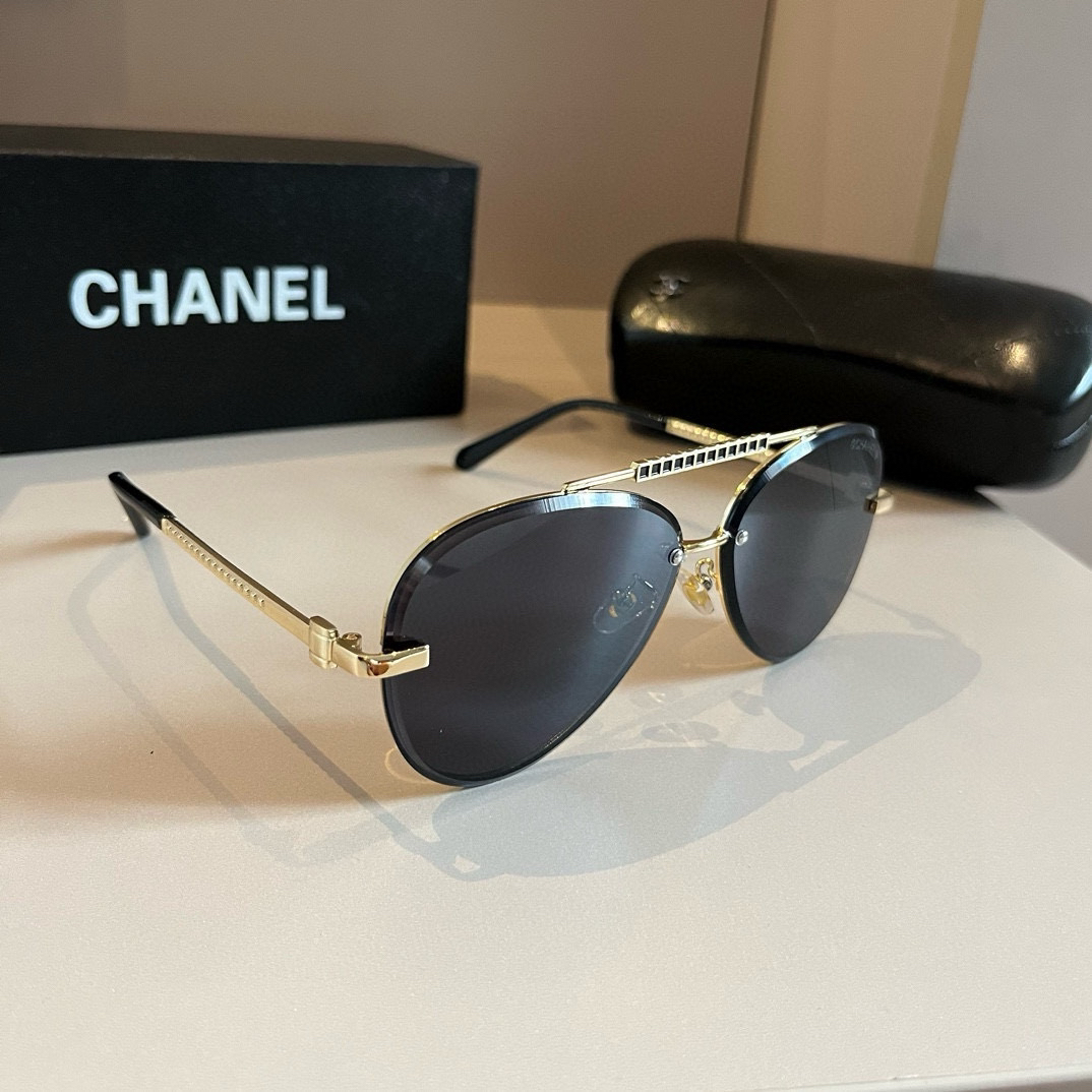 Chanel round frame sunglasses