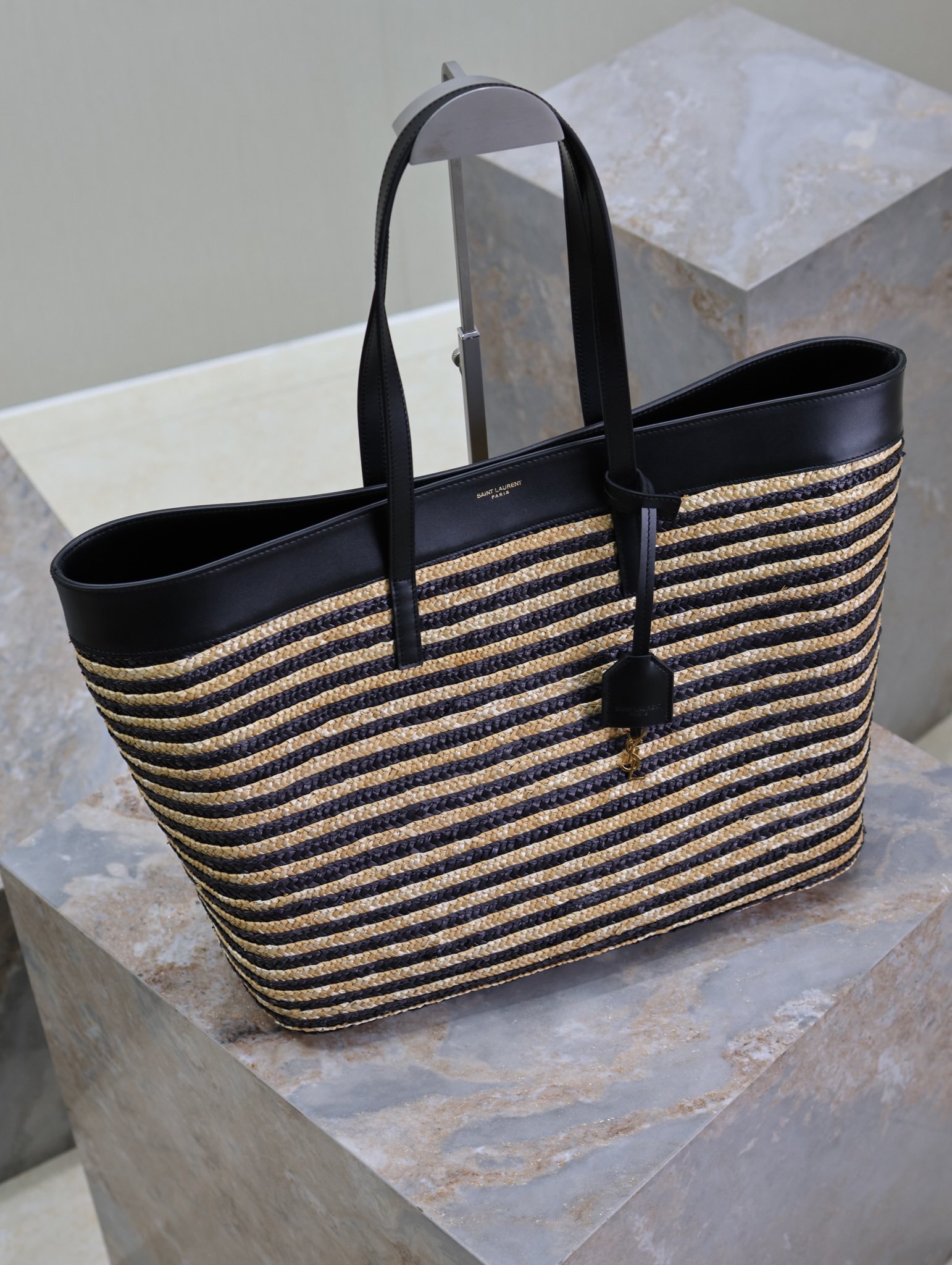 Yves Saint Laurent shopping tote bag 394195