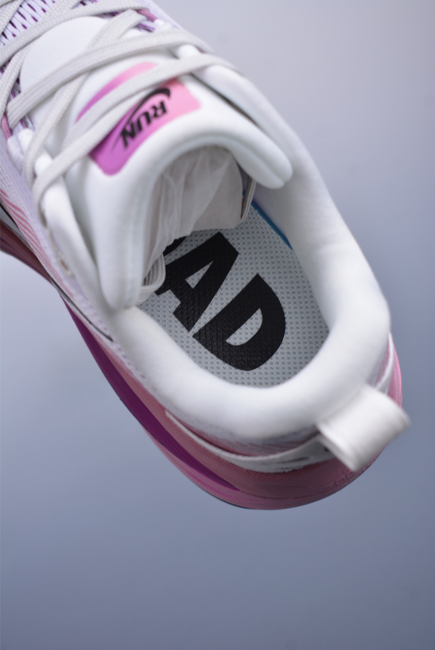 Nike Vomero 18 ZoomX running shoes White Purple Black Hook HM6803-105