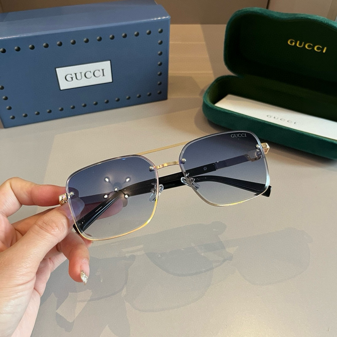 Gucci Square Frame Sunglasses