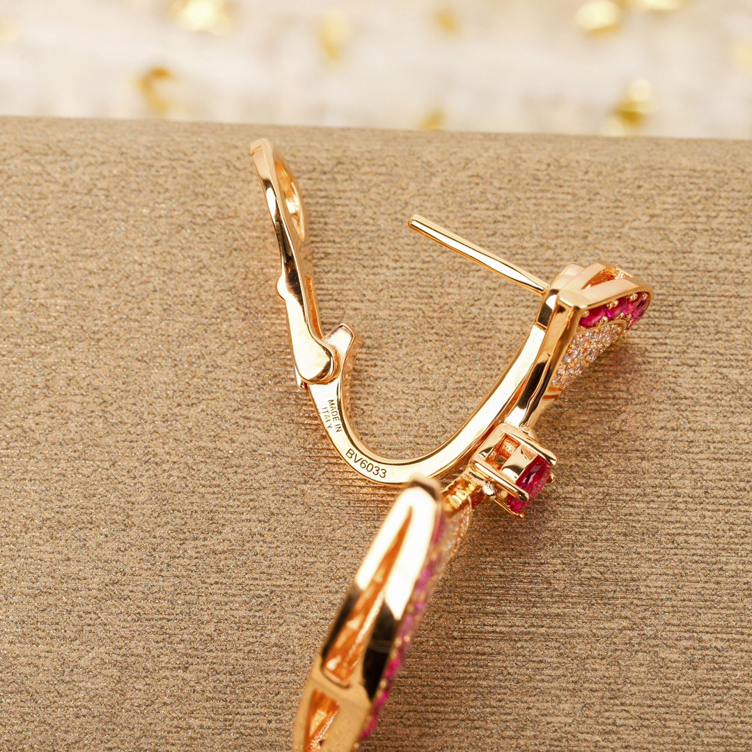 Bulgari fan-shaped diamond earrings