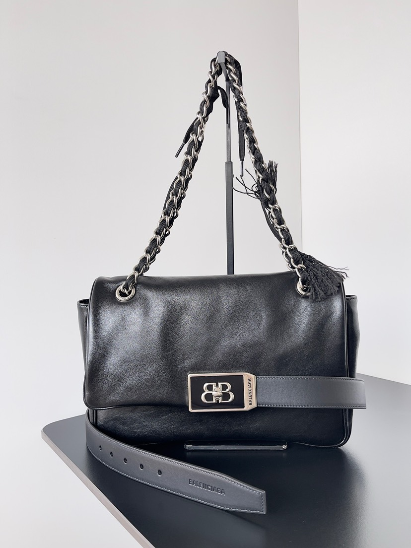 Balenciaga 2025 Early Spring Series MoDu Handbag